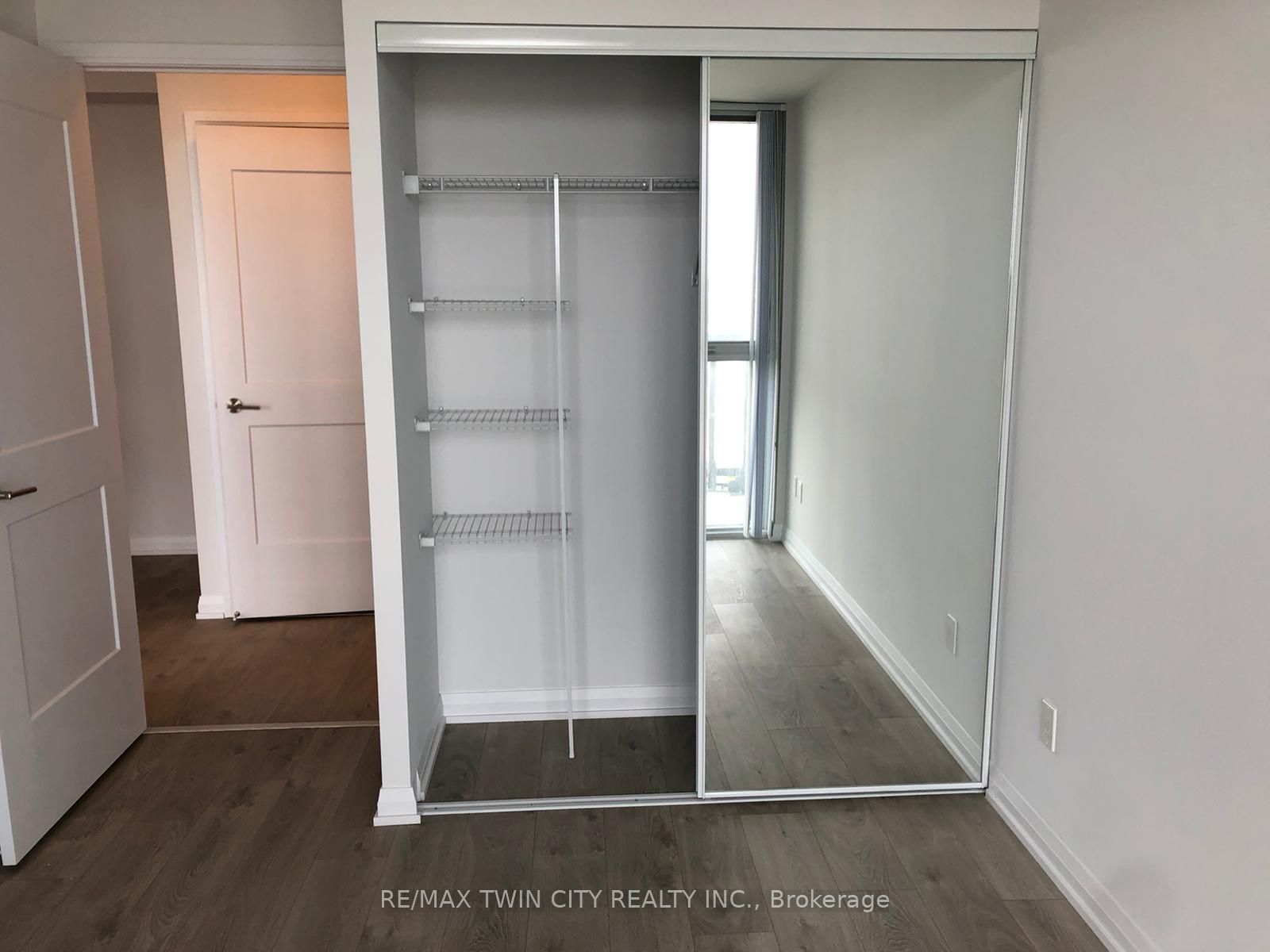 Unit 1601 - 7895 JANE Street, Vaughan 4