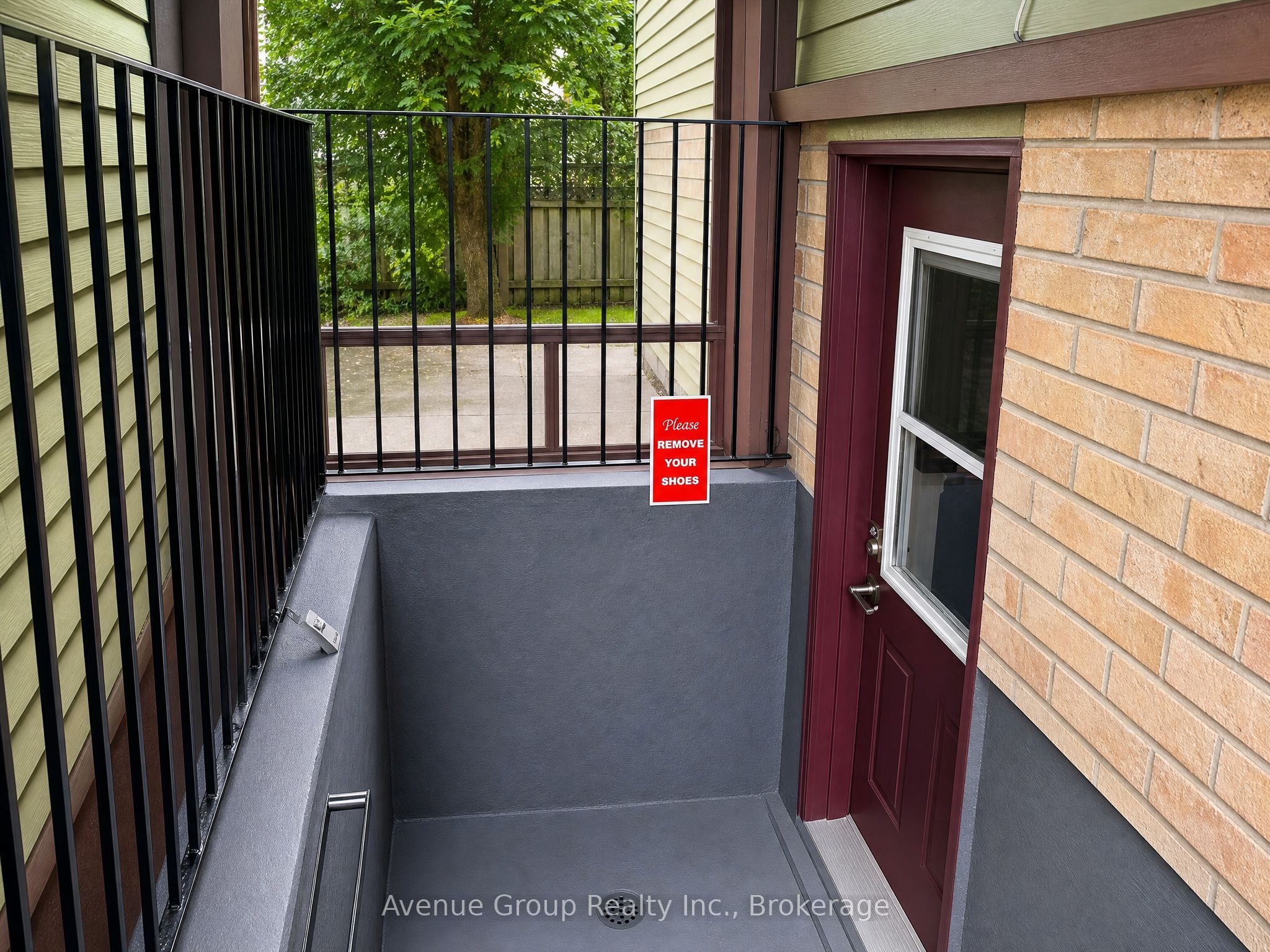 Unit Lower - 54 Leggott Avenue, Barrie 3
