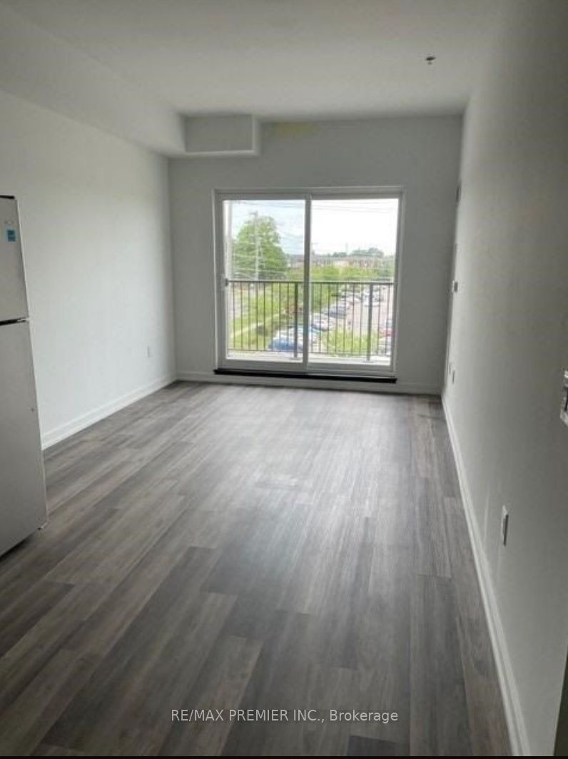 Unit 317 - 430 Essa Drive, Barrie 4