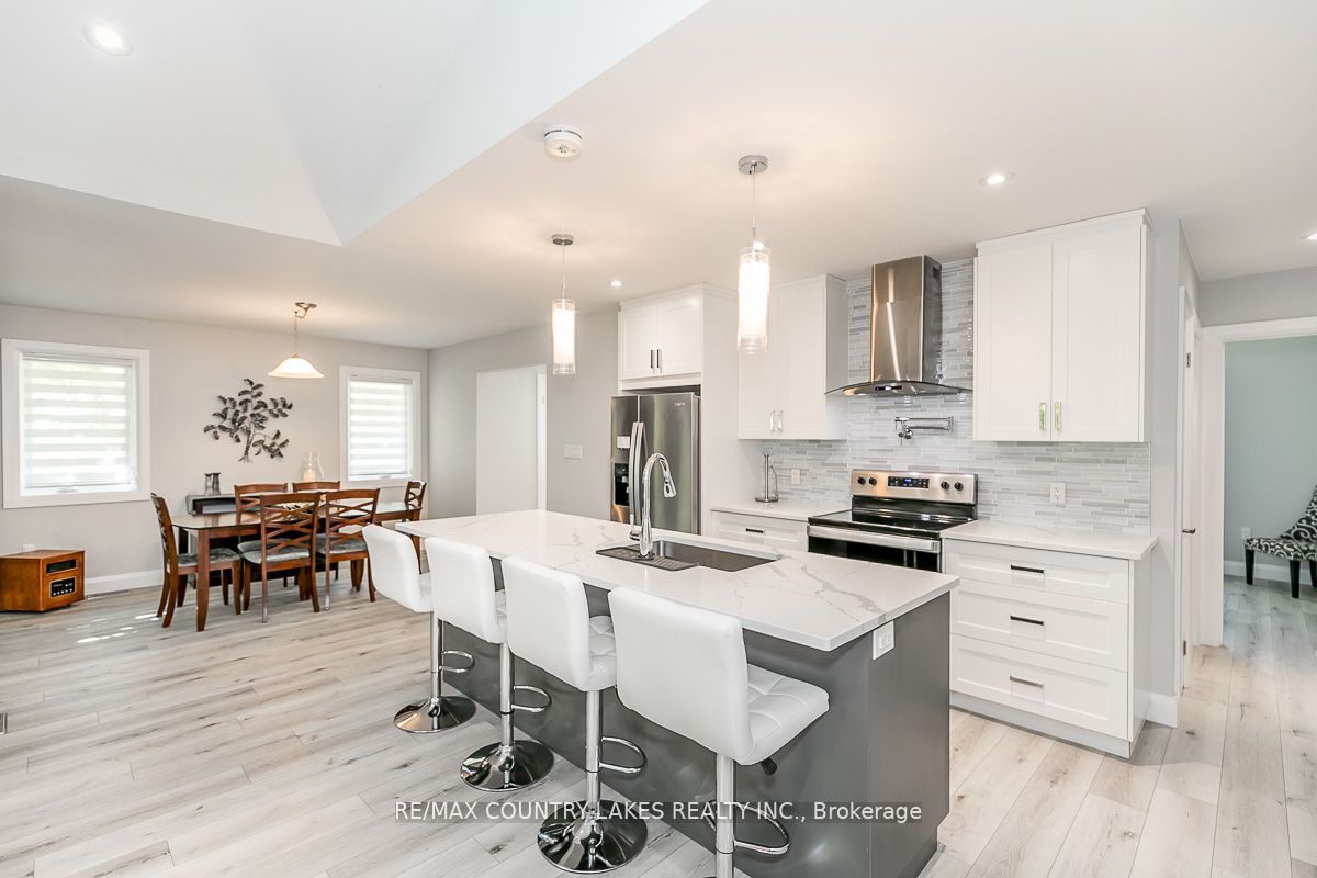 2589 Lakeshore Drive, Ramara 4