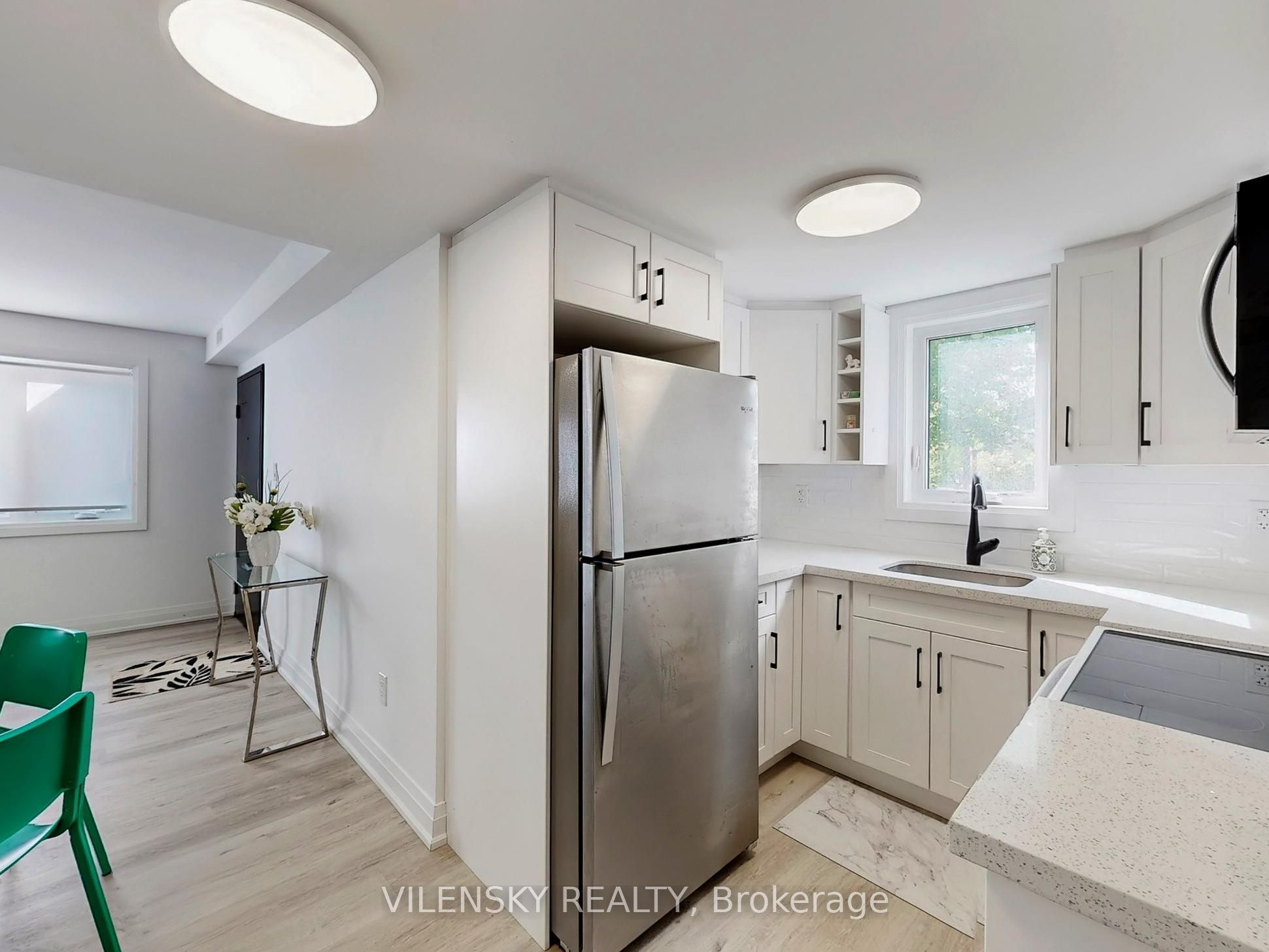 Unit F - 195 Owen Street, Barrie 4