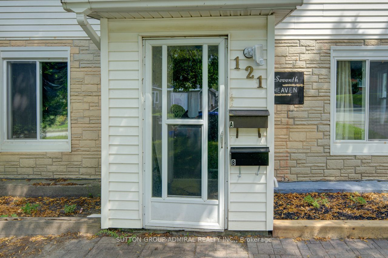 Unit Upper 2 Floors - 121 Seventh Street, Midland 3