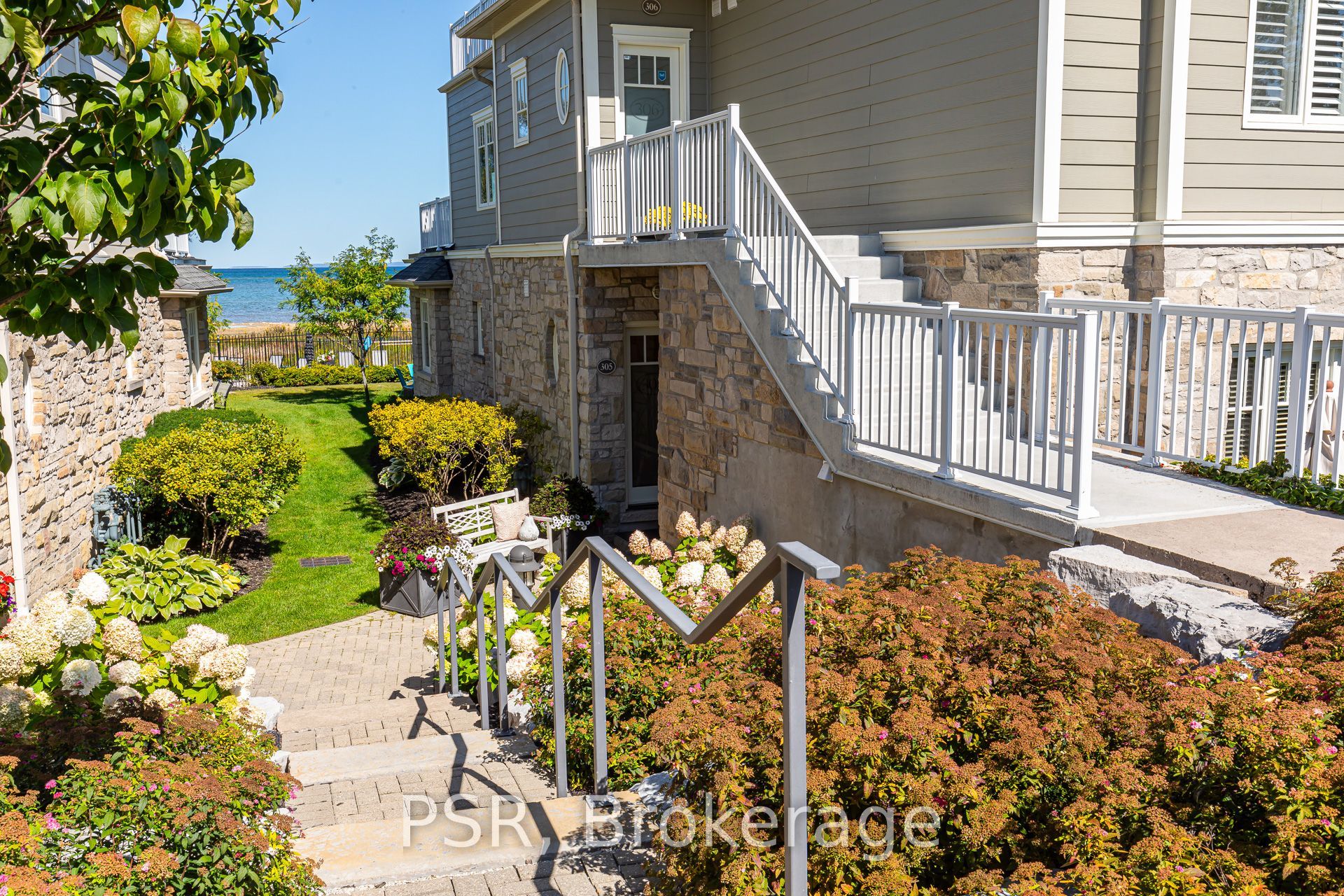 Unit 305 - 40 Trott Boulevard, Collingwood 3