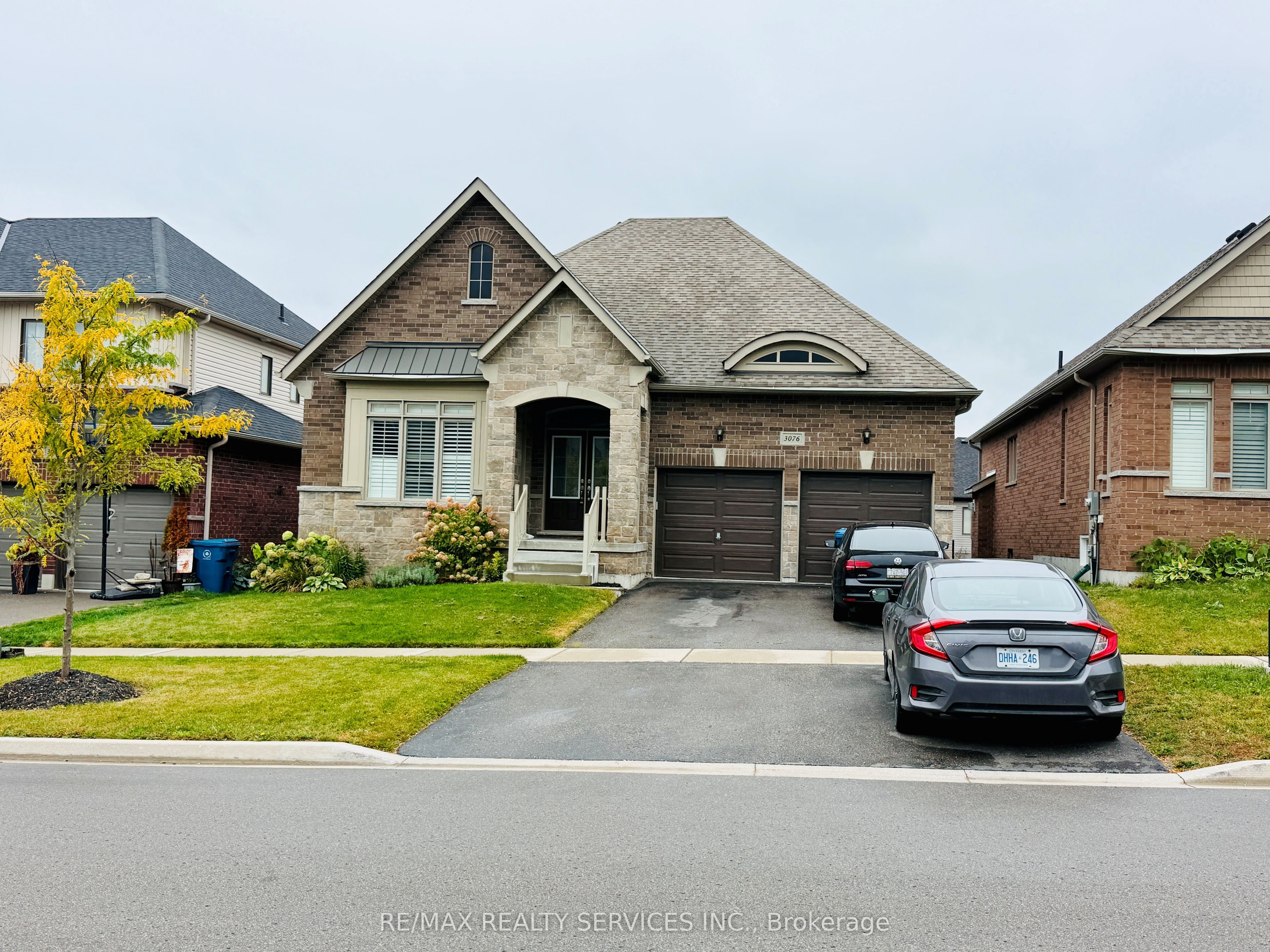 3076 Orion Boulevard, Orillia 1