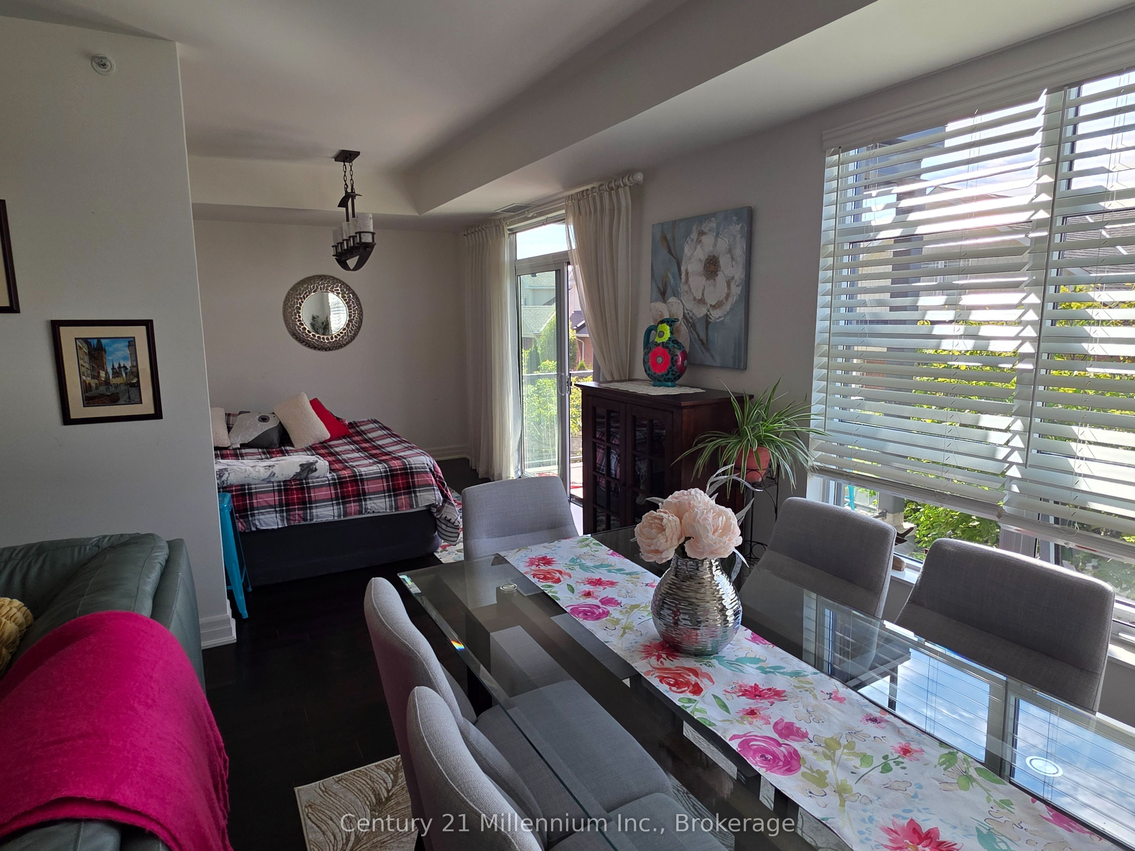 Unit 203 - 1 SHIPYARD Lane, Collingwood 4
