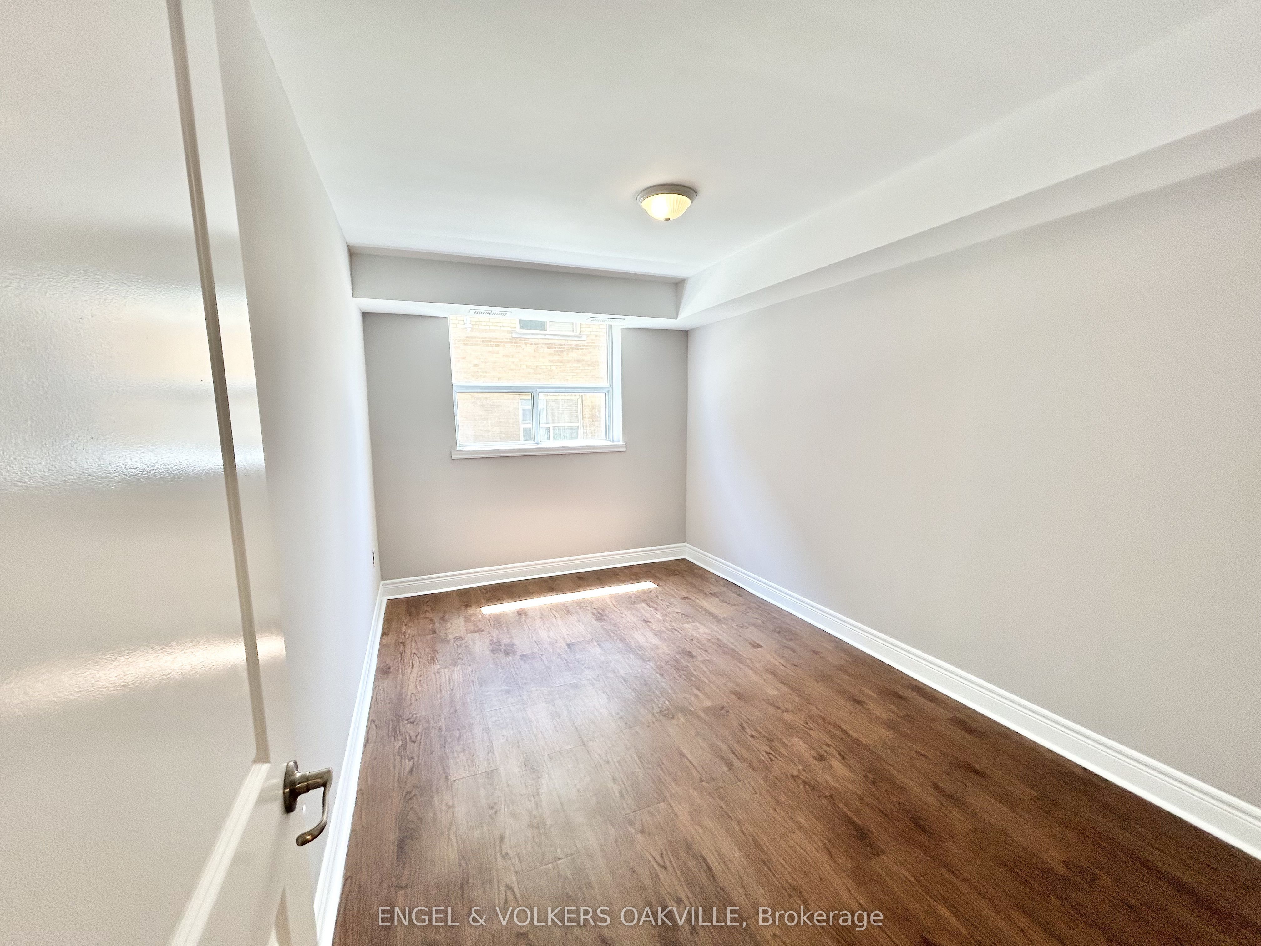 Unit 14 - 100 Twenty Fifth Street, Etobicoke 5