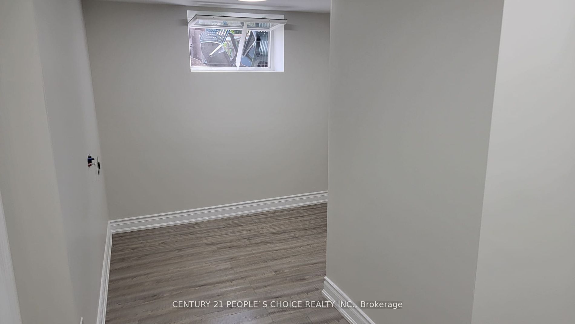Unit Lwr Lvl - 619 Trudale Court, Oakville 4