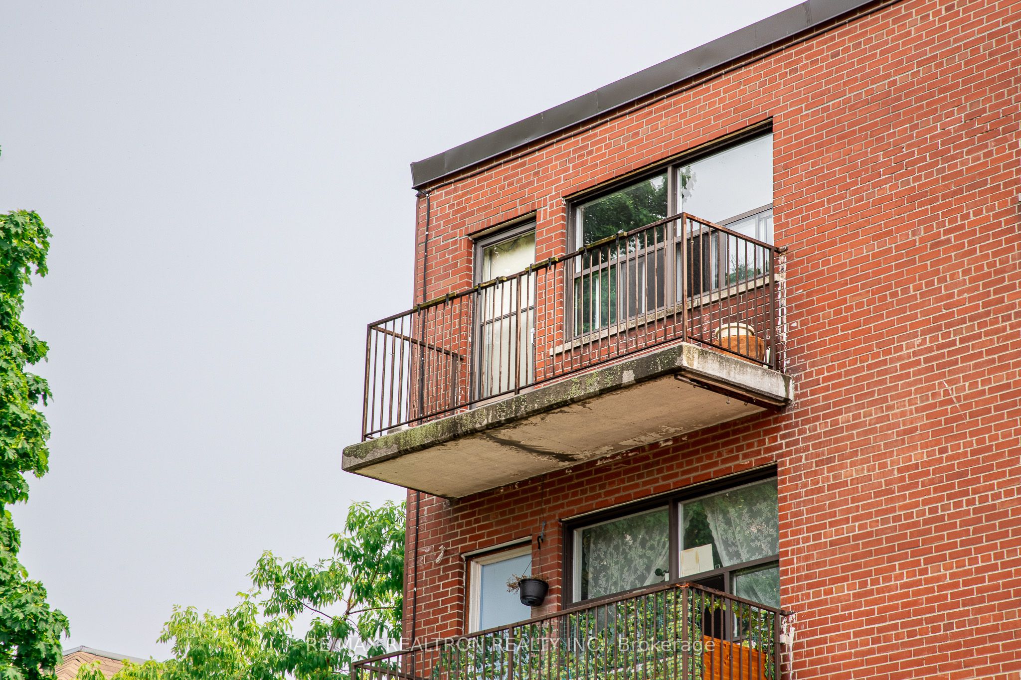 Unit 303 - 2519 Lake Shore Boulevard W, Etobicoke 3