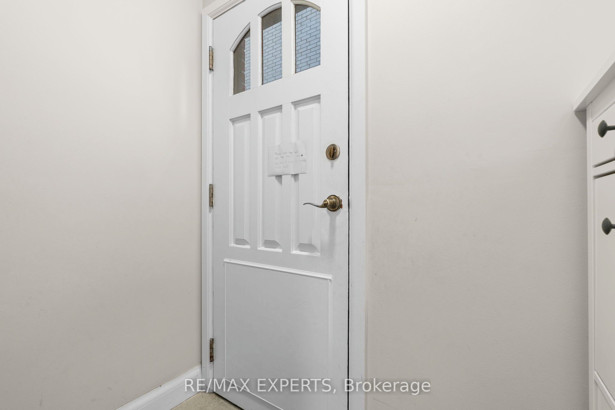 Unit Bsmt - 423A Valermo Drive, Etobicoke 4