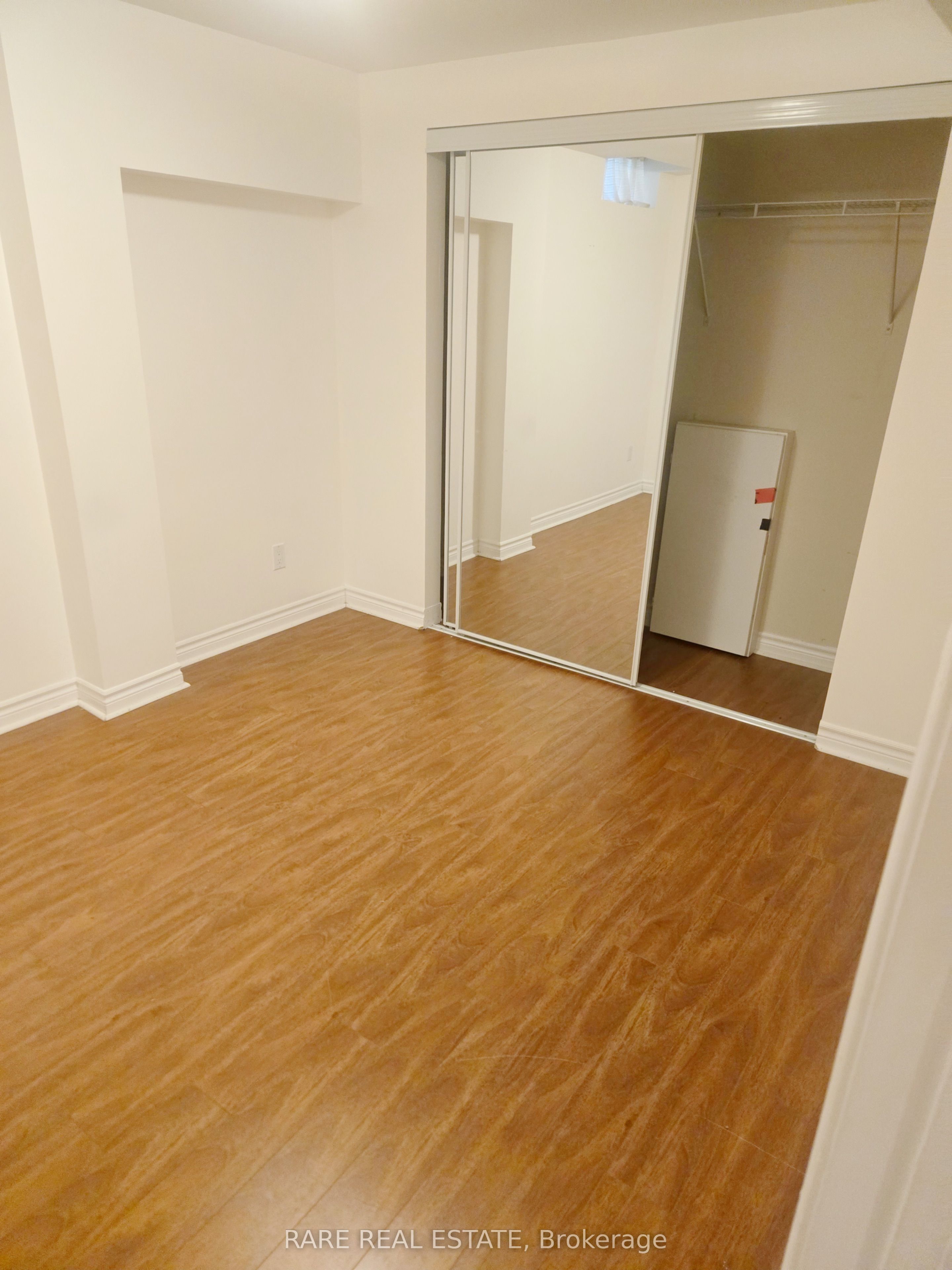 4594 Bismark Crescent, Mississauga 5