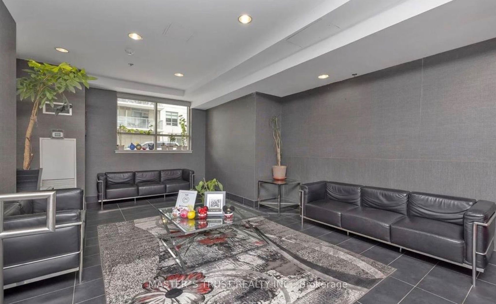 Unit 302 - 812 Lansdowne Avenue, Toronto 2
