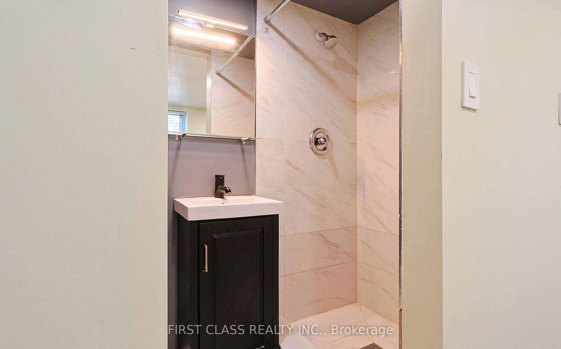 Unit Lower - 76 Macdonald Street, Etobicoke 4