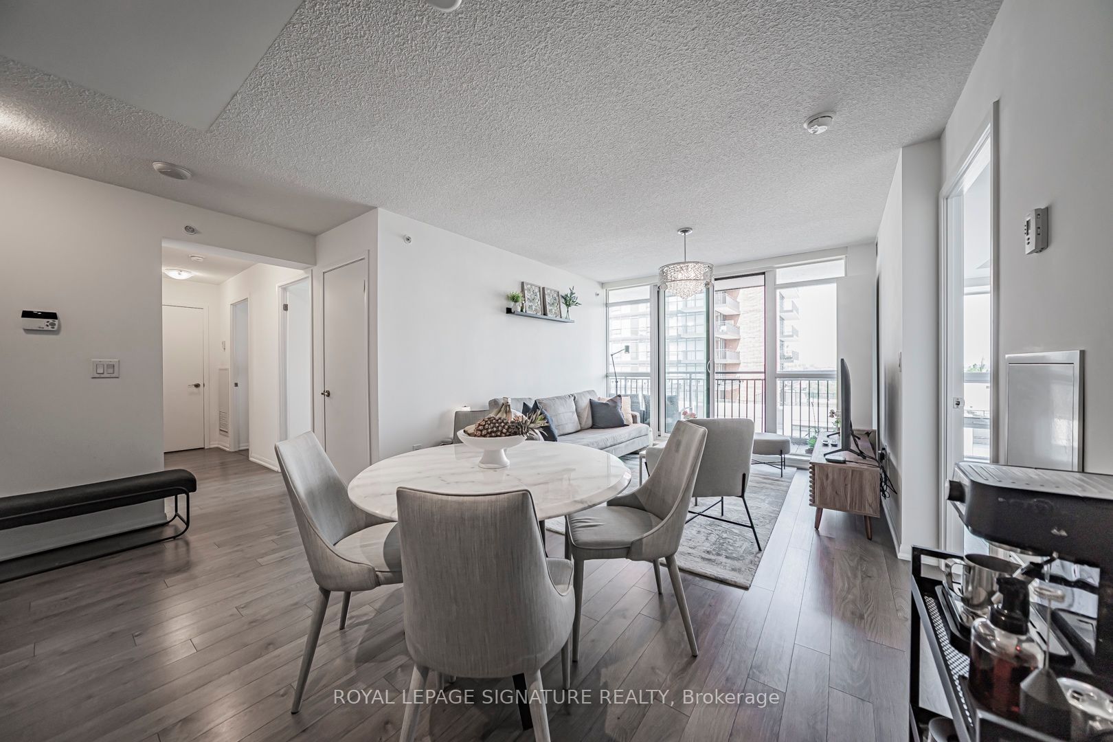 Unit 1017 - 830 Lawrence Avenue W, North York 5