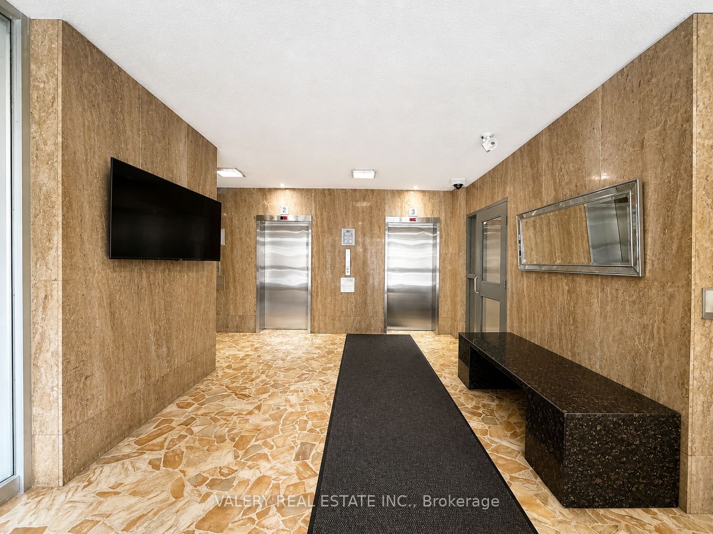 Unit 1006 - 70 Park Street E, Mississauga 2