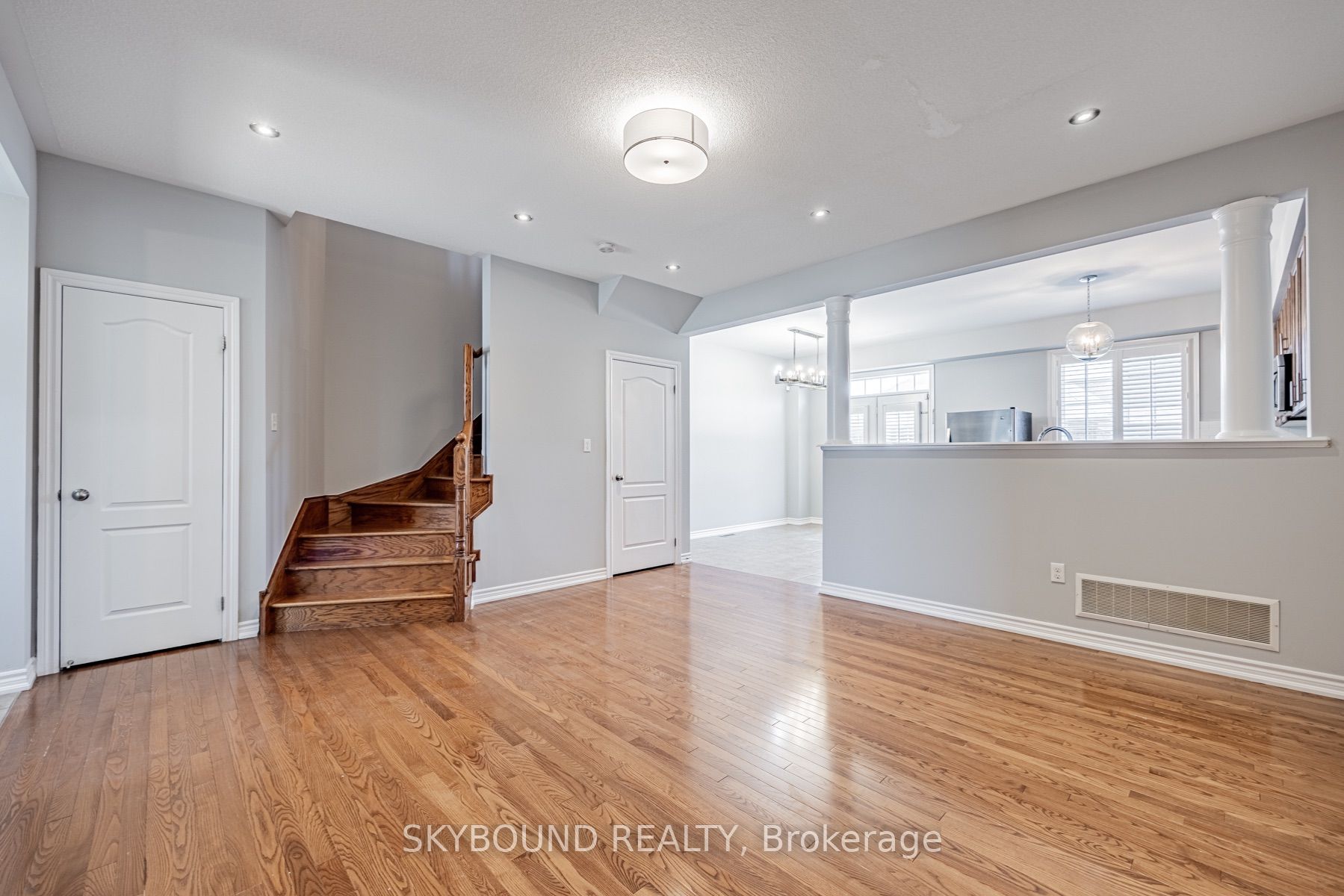 Unit 3 - 651 Farmstead Drive, Milton 5