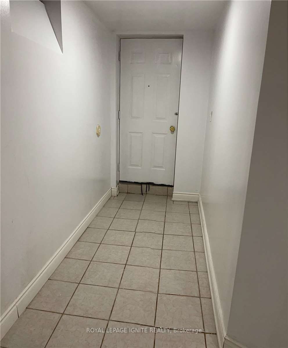 84 Don Minaker Drive, Brampton 2