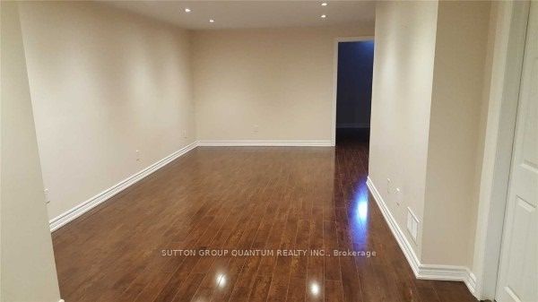 Unit Lower - 5193 Nestling Grove, Mississauga 2