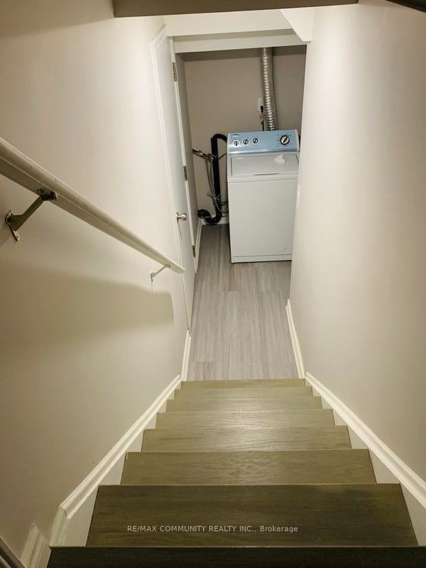 3336 Stoney Crescent, Mississauga 4