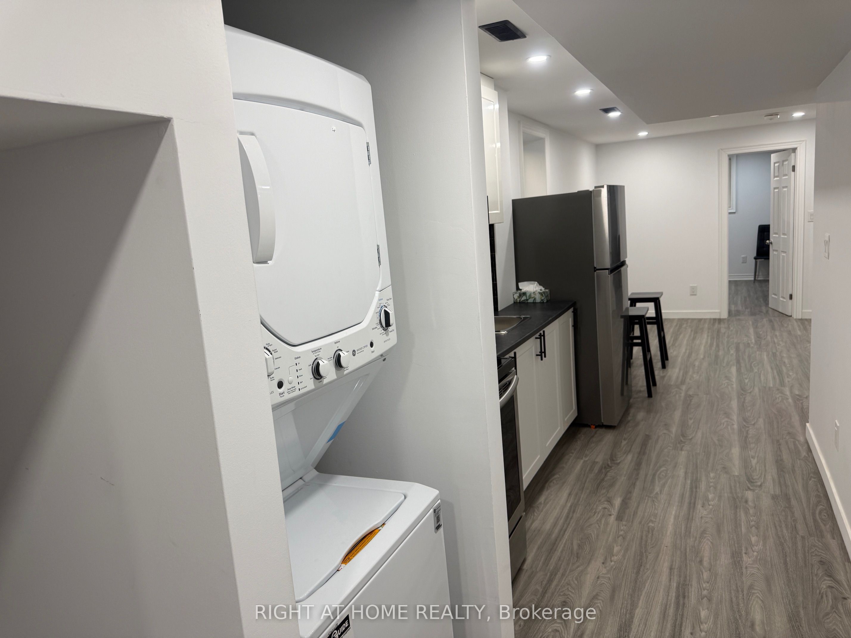 Unit Basement - 4802 Bluefeather Lane, Mississauga 5