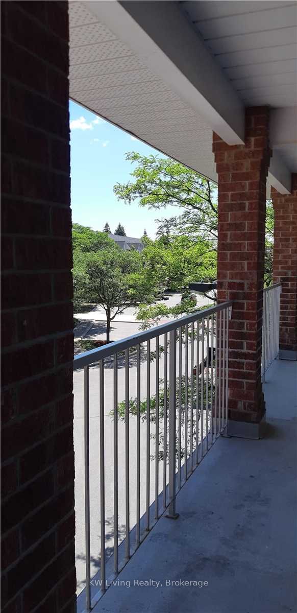 Unit 223 - 101 Bristol Road E, Mississauga 3