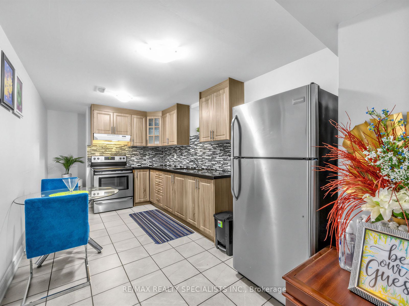 Unit bsmt - 40 Victoriaville Road, Brampton 4