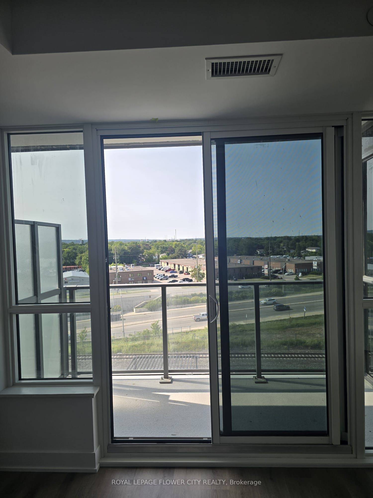 Unit 621A - 115 Nipissing Road, Milton 4