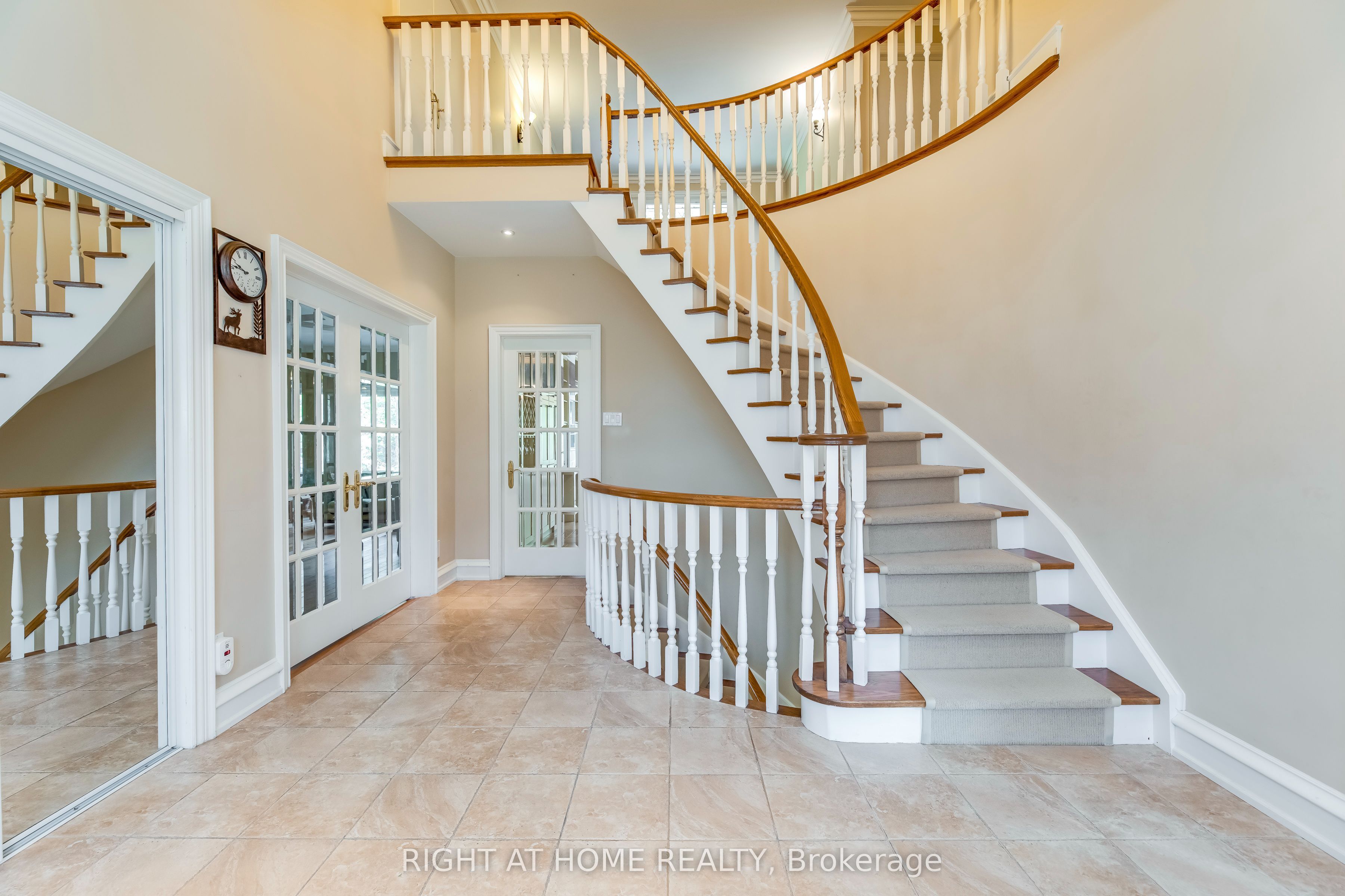 2175 Oneida Court, Mississauga 2