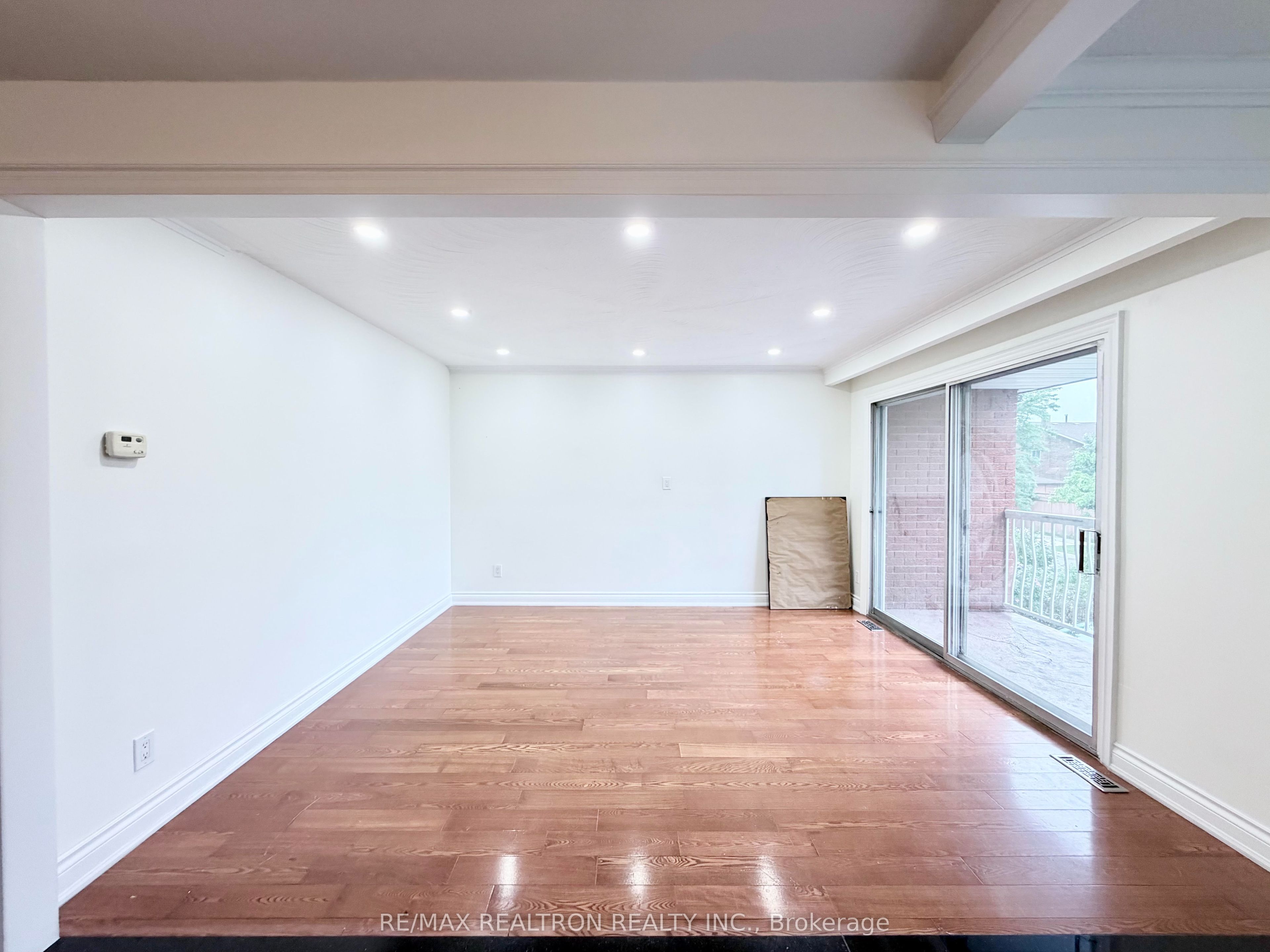 Unit Main Floor - 3948 Midhurst Lane, Mississauga 5