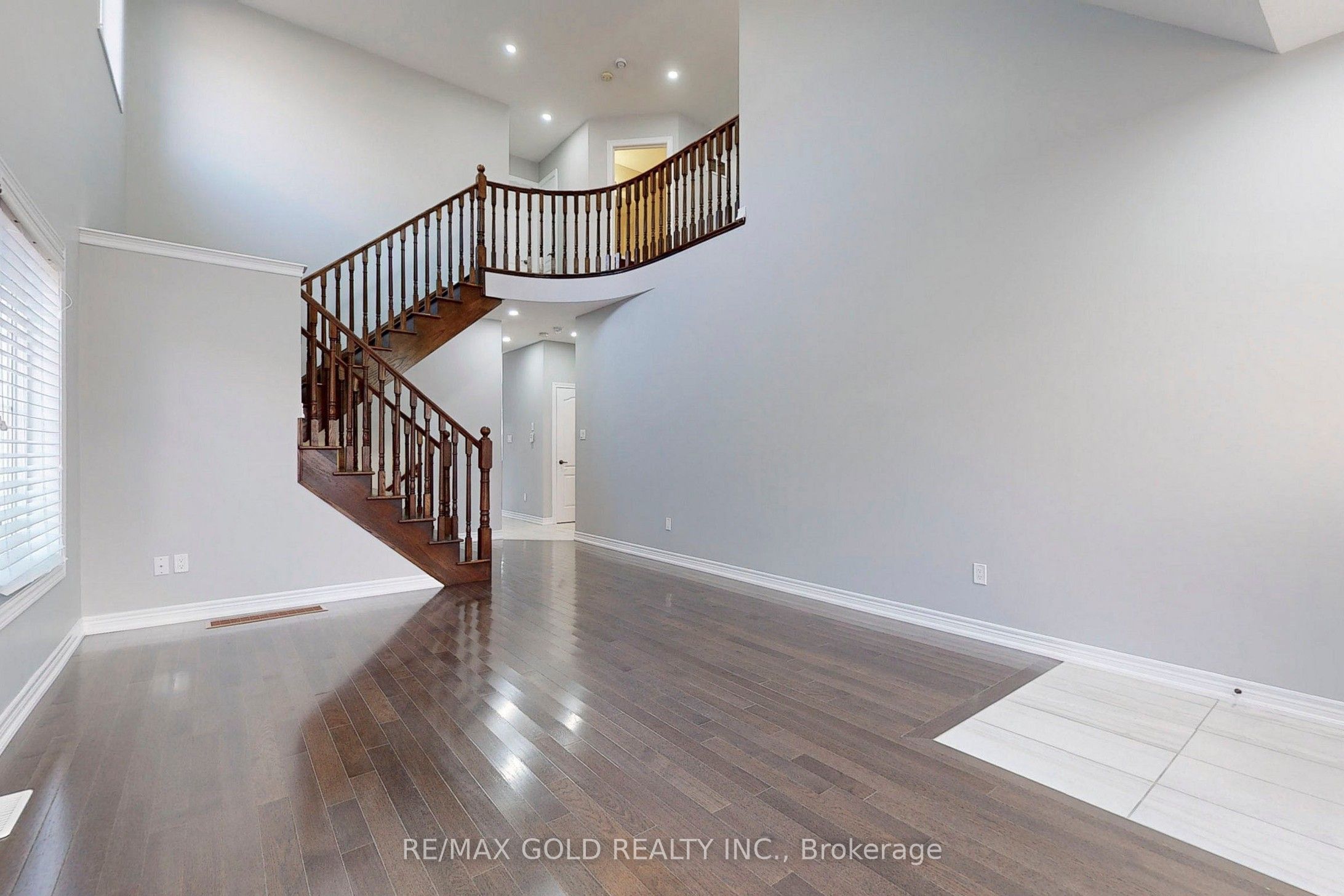 9 Lobelia Street, Brampton 4