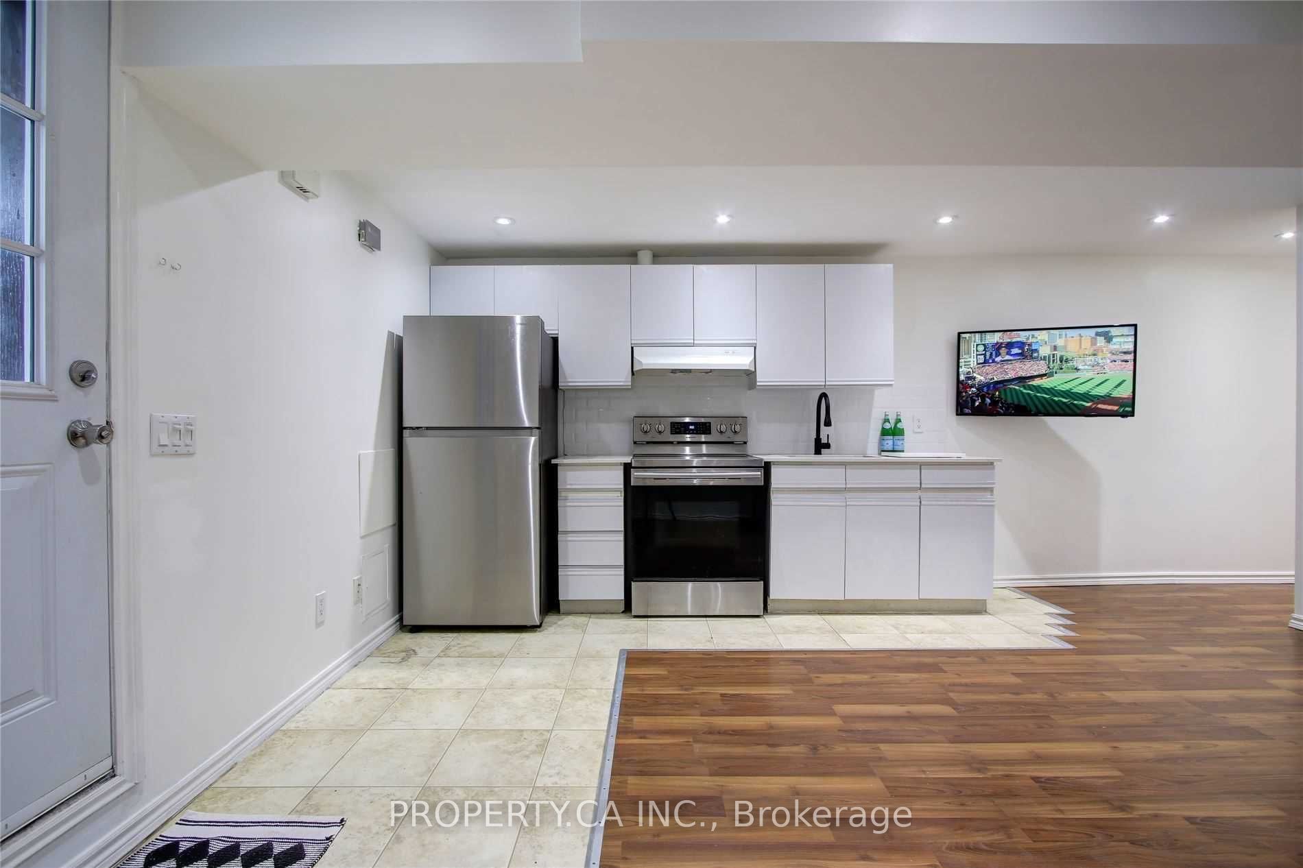 Unit Lower - 1012 Ossington Avenue, Toronto 3
