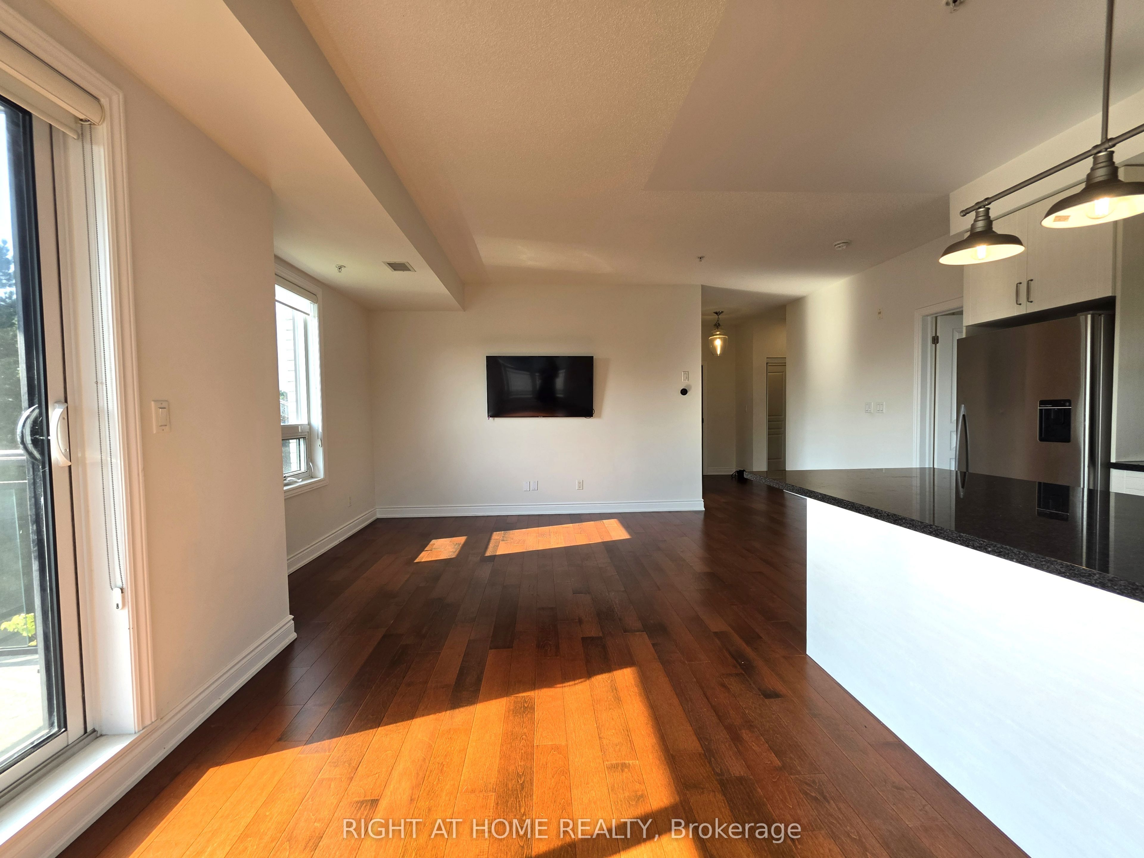 Unit 236 - 3170 Erin Mills Parkway, Mississauga 5