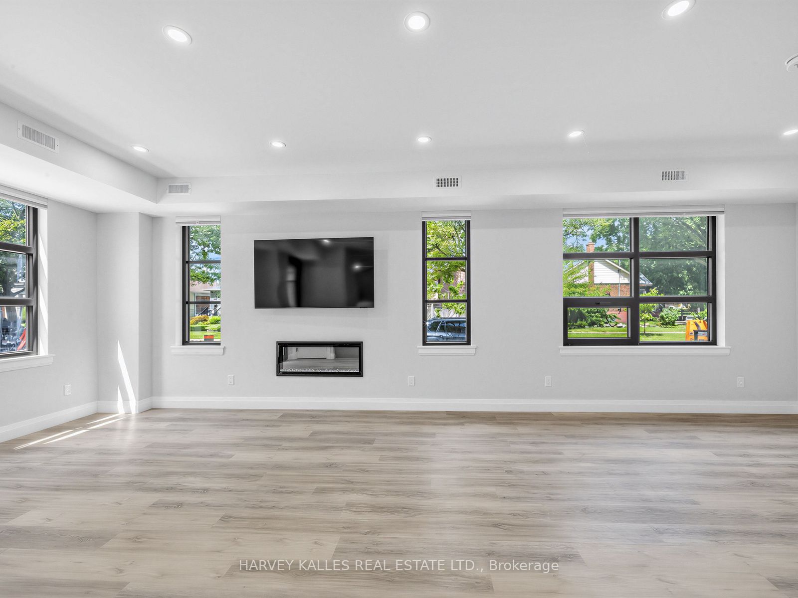 Unit 2 - 102 Shaver Avenue N, Etobicoke 3