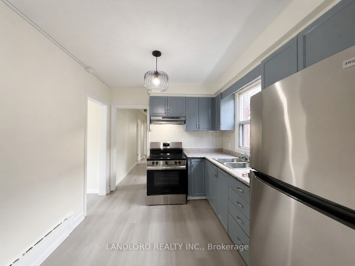 Unit Main - 46 Montcalm Avenue, Toronto 2