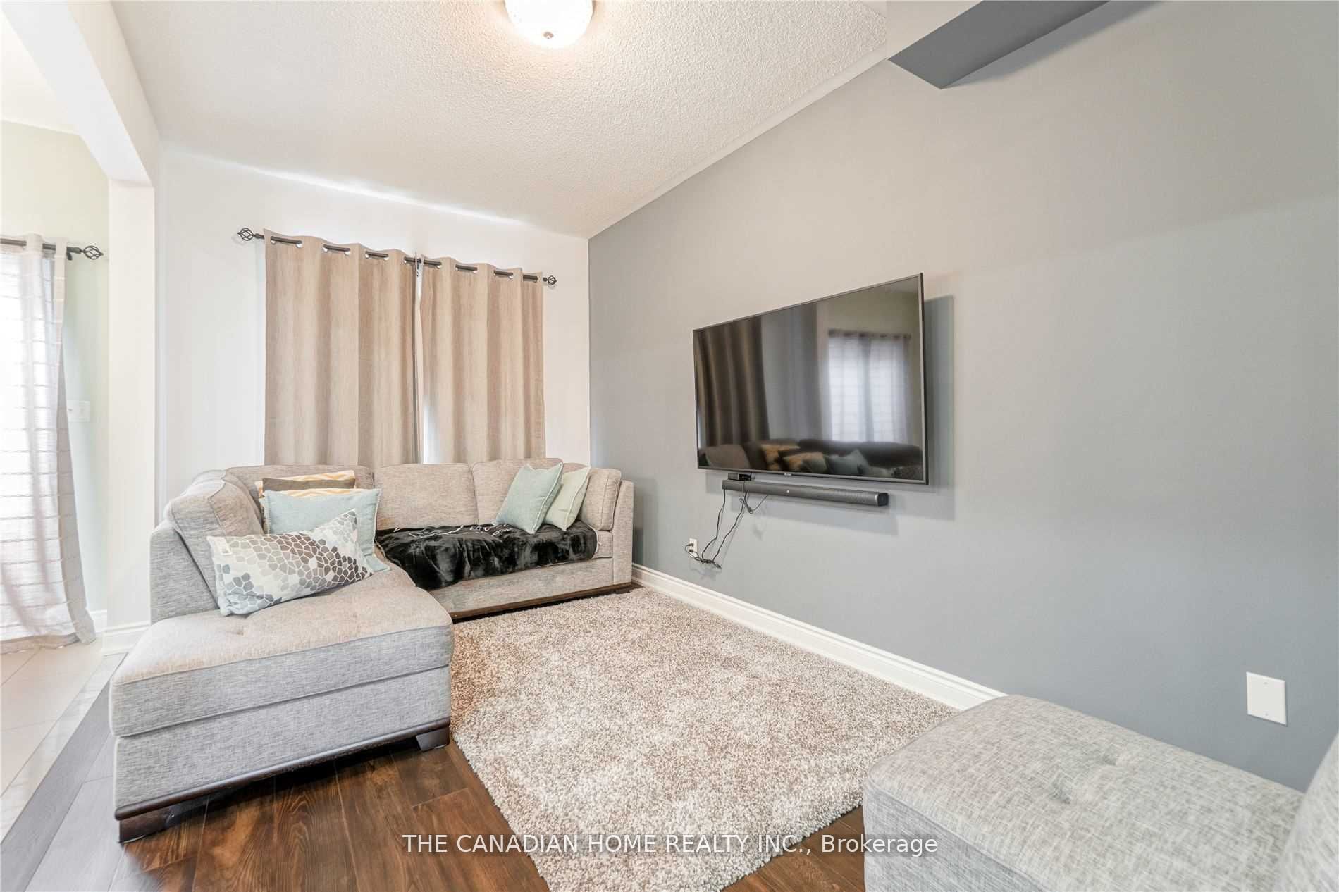 Unit Upper - 240 Brussels Avenue, Brampton 4