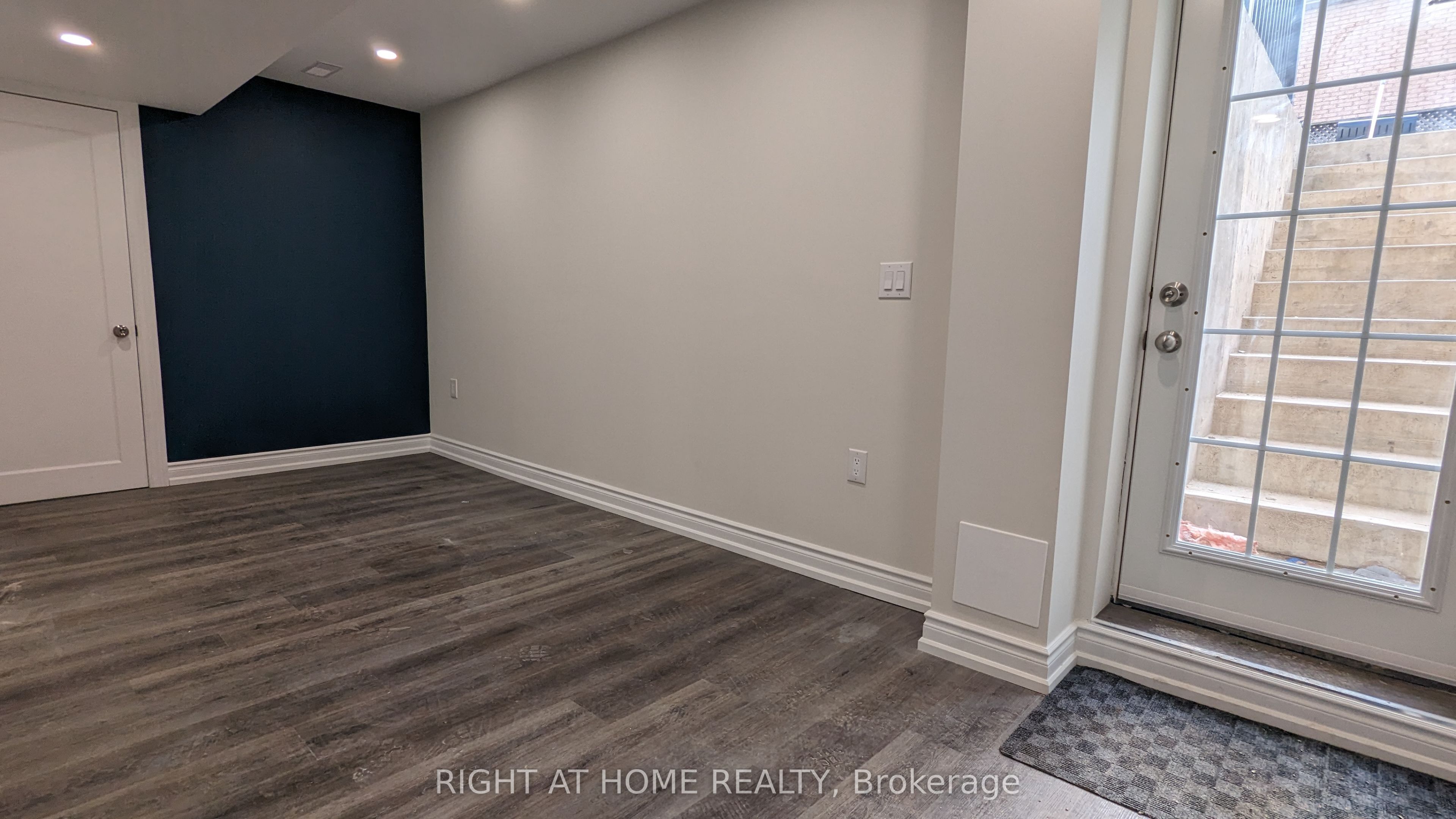 Unit Basement Unit - 5654 Churchill Meadows Boulevard, Mississauga 4