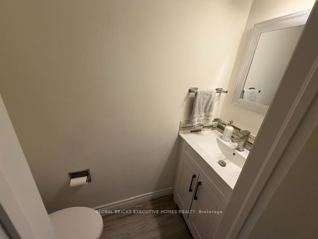 3232 Ulman Road, Oakville 3