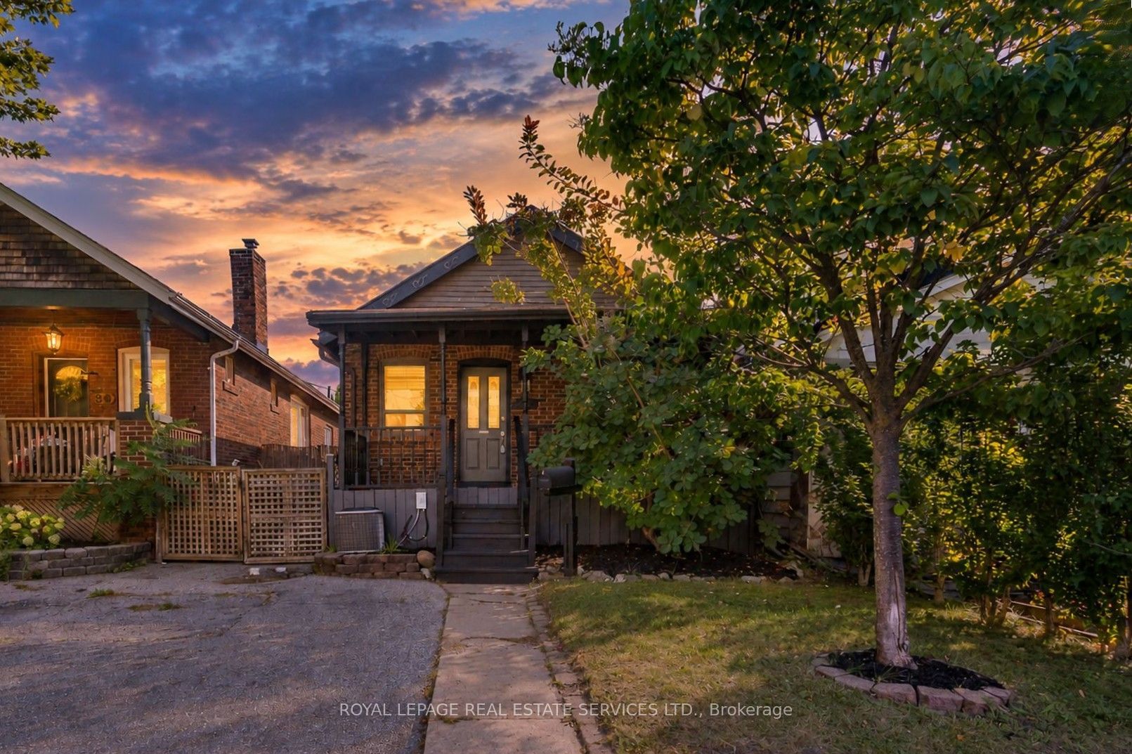 37 Seventeenth Street, Etobicoke 2