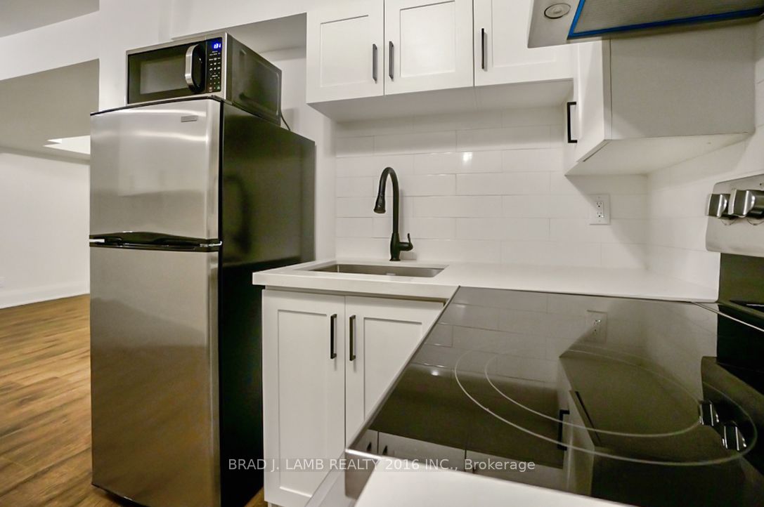 Unit 3 - 731 Indian Road, Toronto 4