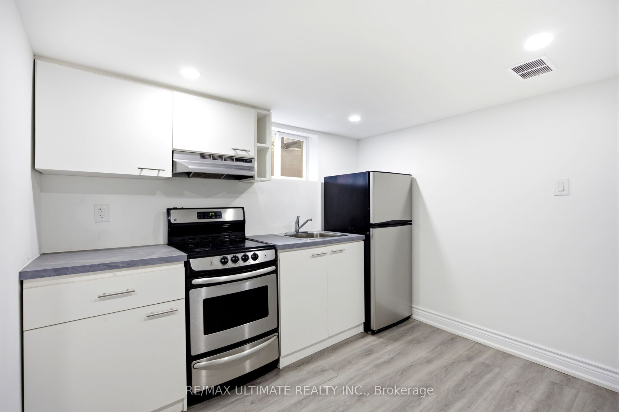 355 Culford Road, North York 4