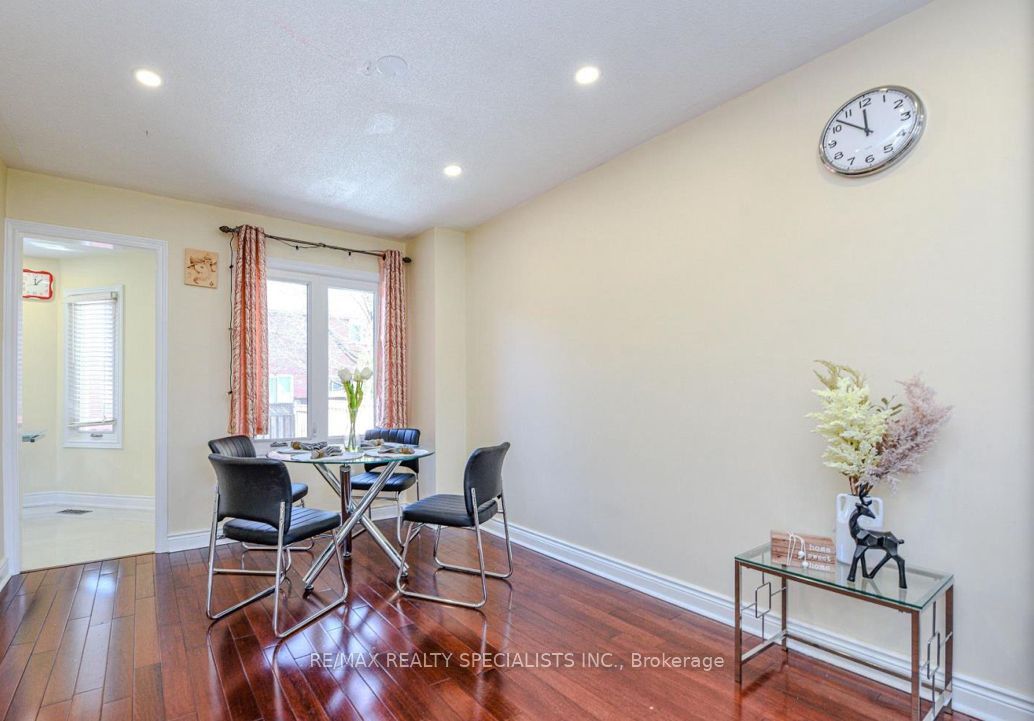 Unit Upper - 6828 Gracefield Drive, Mississauga 5