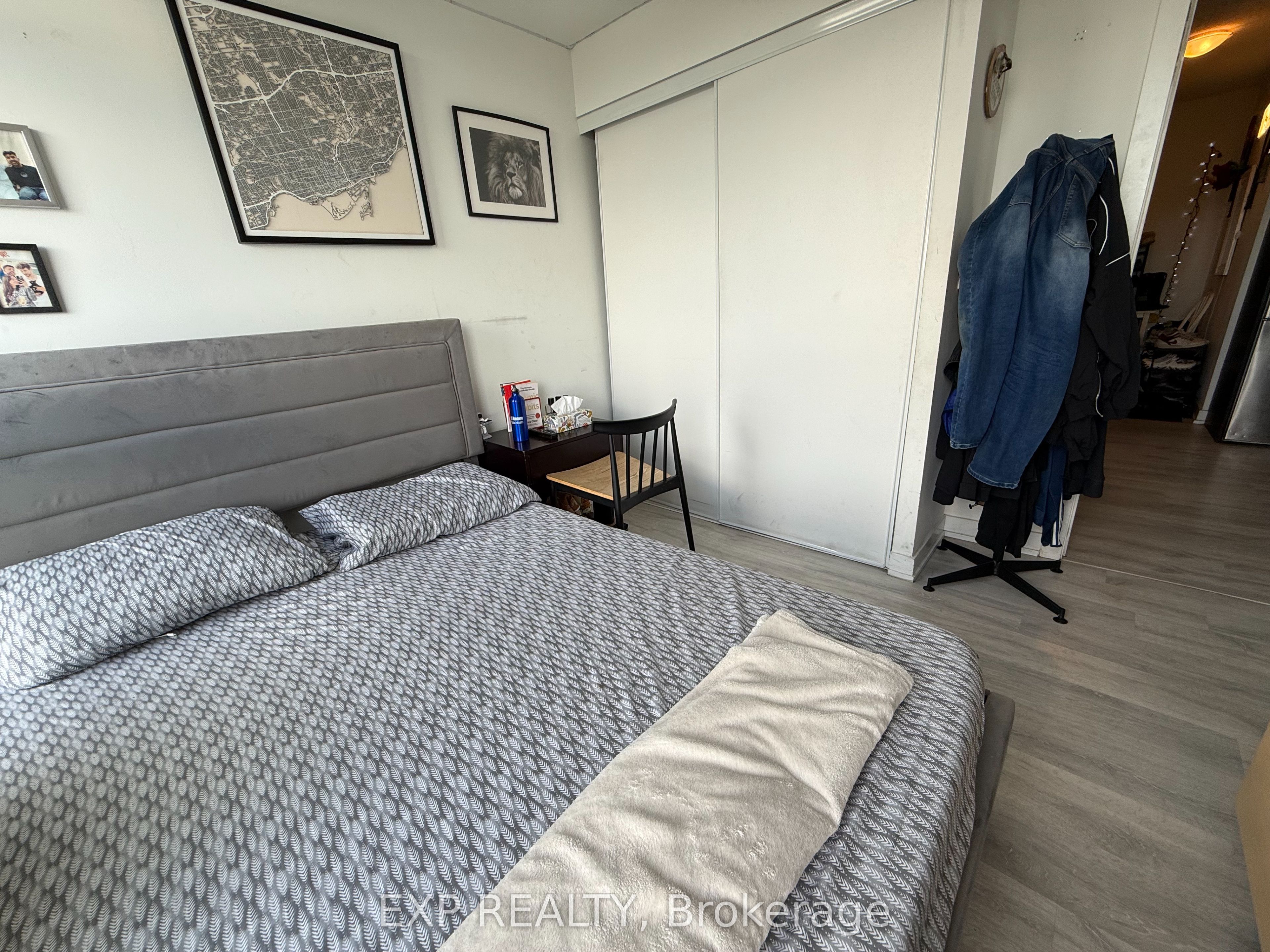 Unit 1410 - 251 Manitoba Street, Etobicoke 2