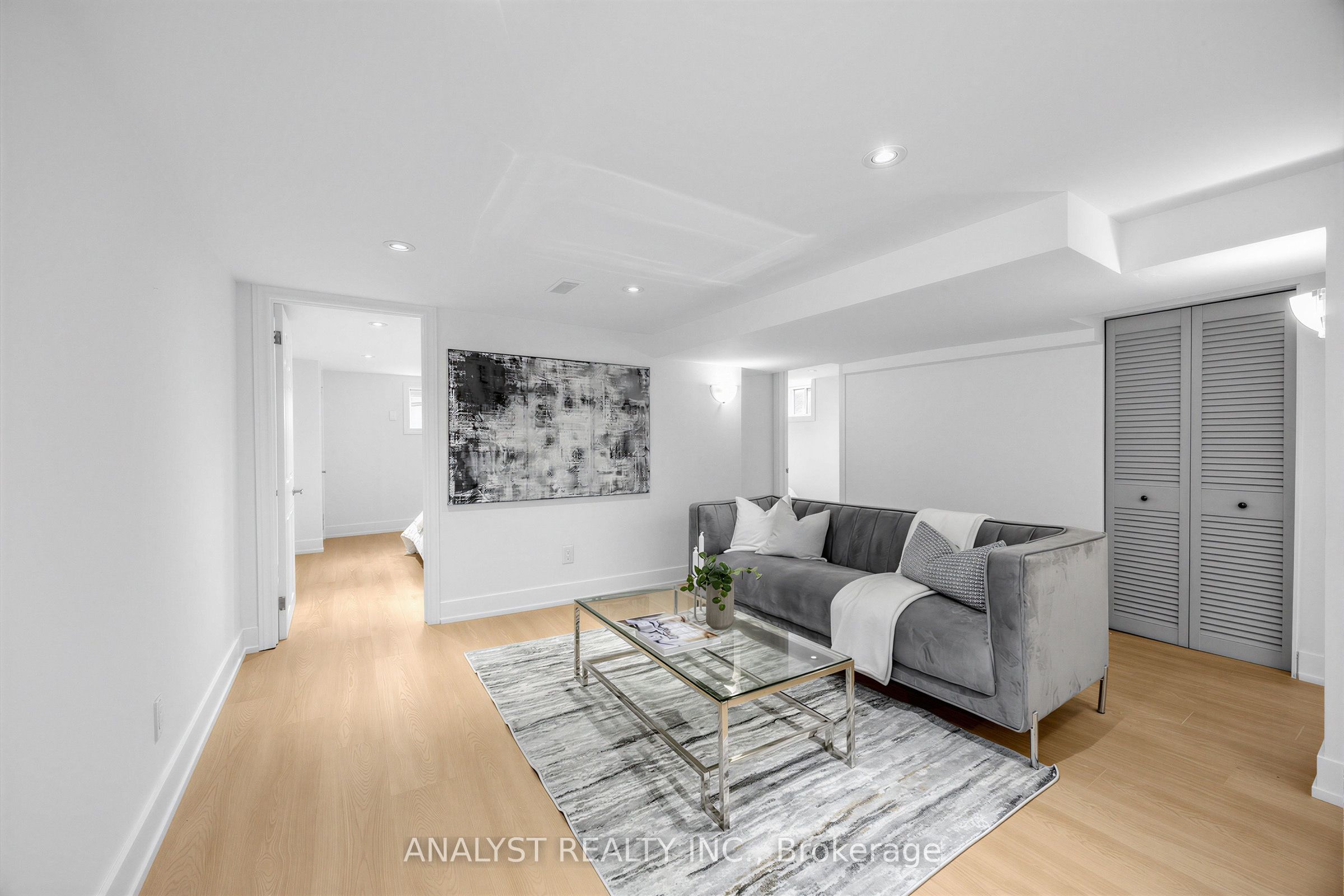 Unit Lower Level - 39 Chartwell Road, Etobicoke 2