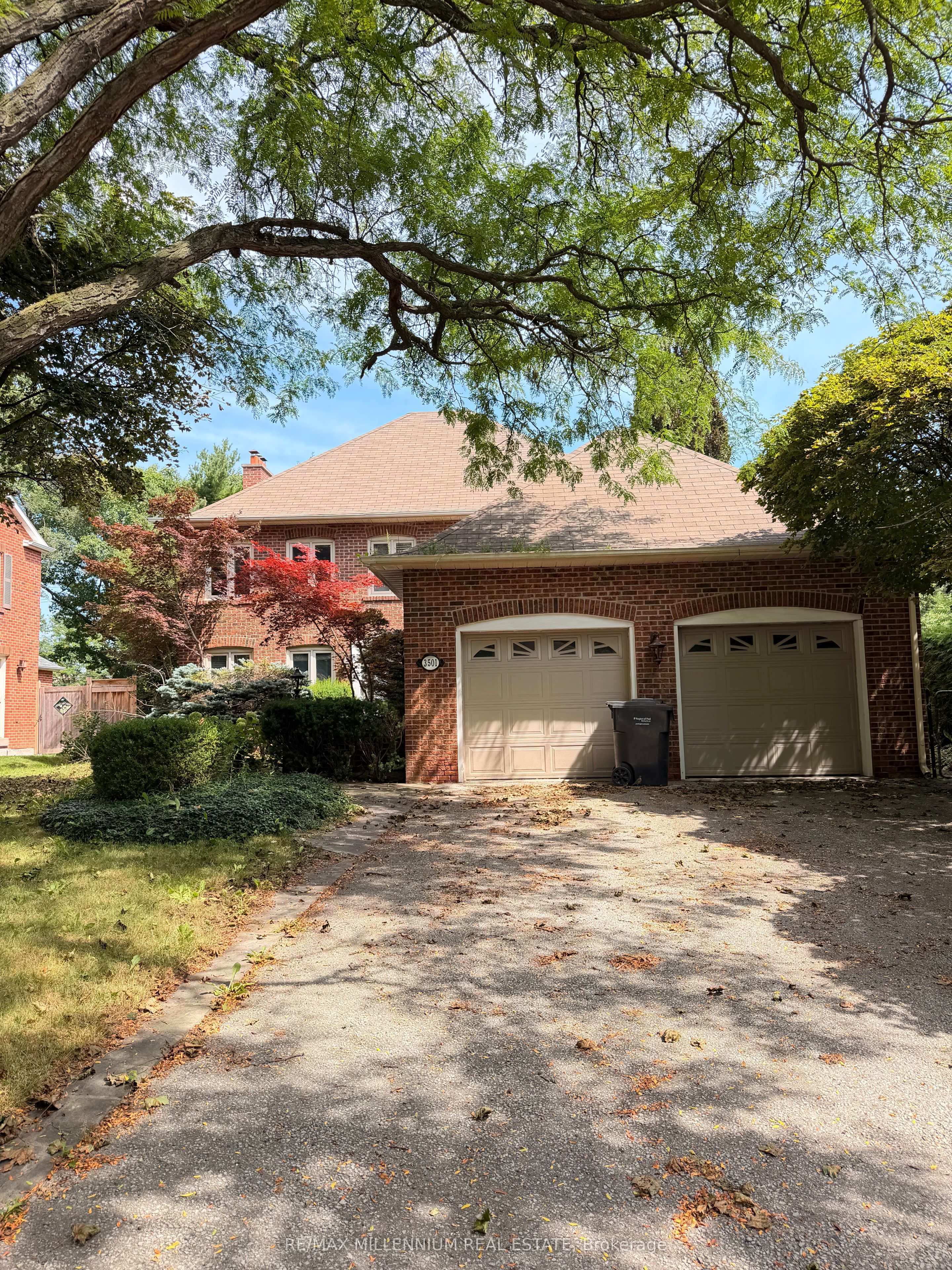 3501 Kingbird Court, Mississauga 2