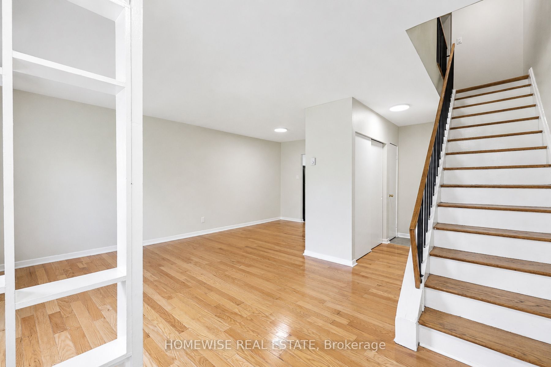 Unit 40 - 1350 Winding Trail, Mississauga 5