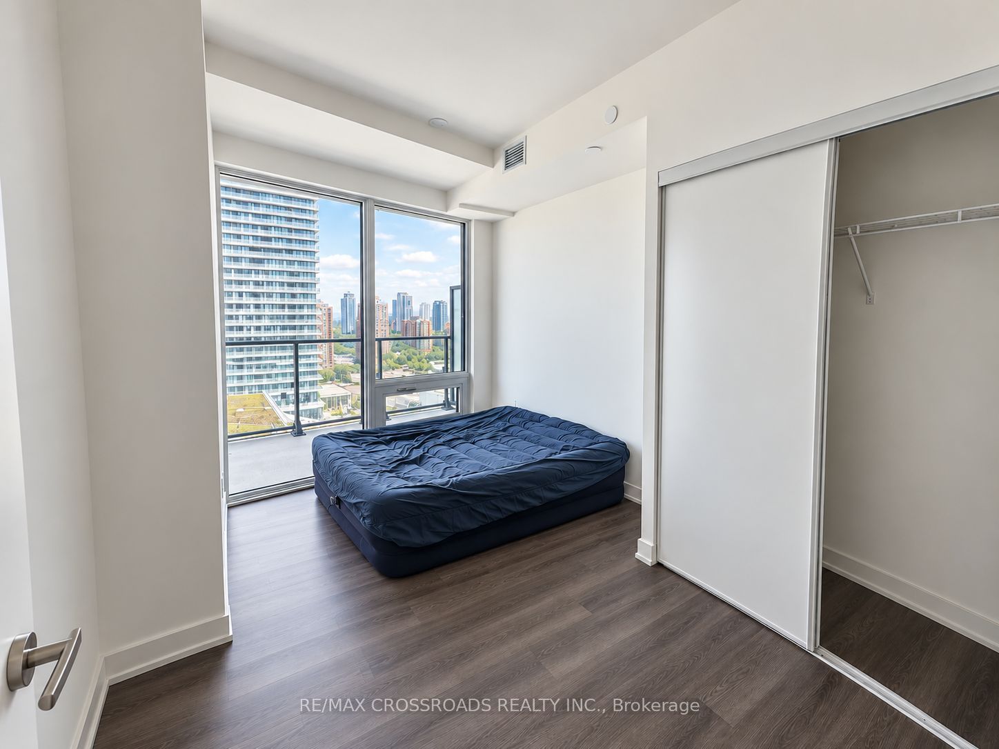 Unit 1304 - 448 Burnhamthorpe Road W, Mississauga 5
