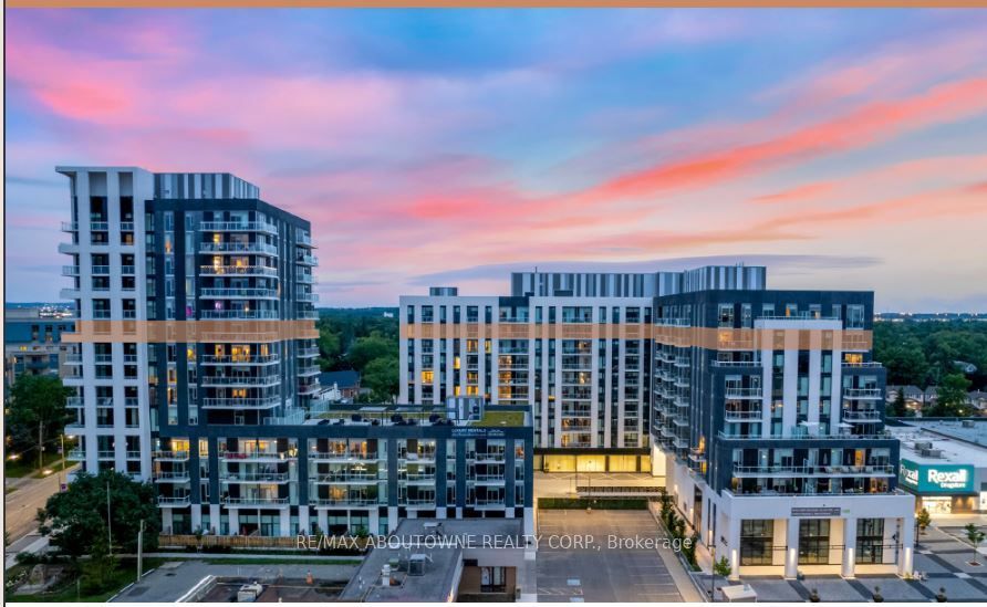 Unit A917 - 125 Bronte Road, Oakville 2