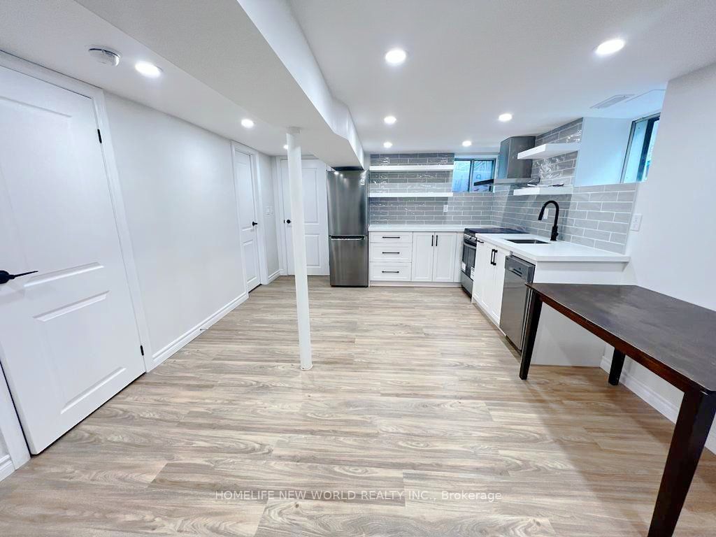 Unit Lower - 3 Roblocke Avenue, Toronto 2