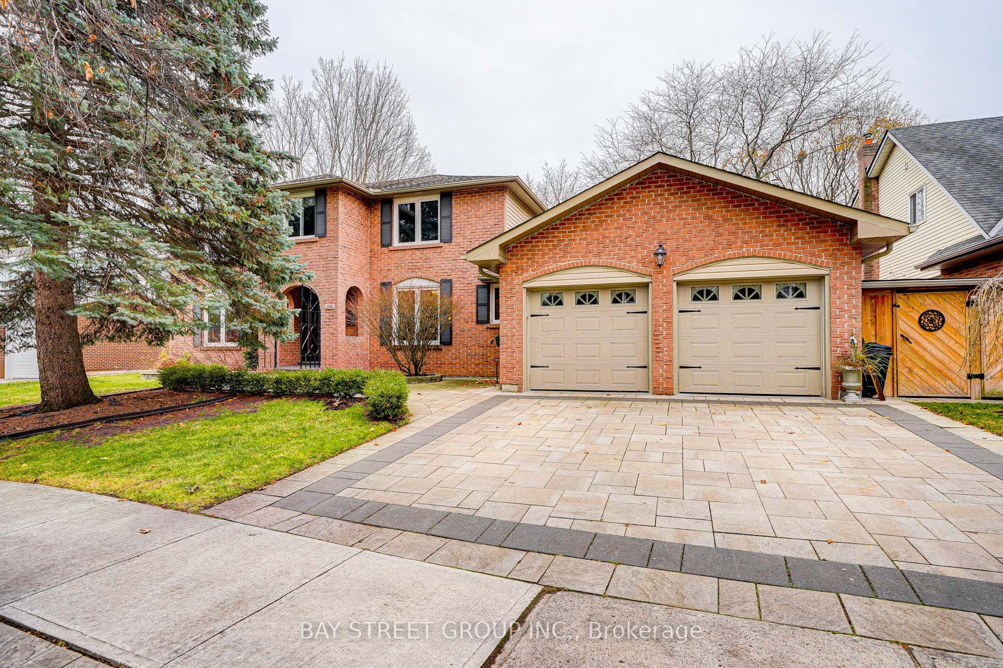 220 Arichat Road, Oakville 2