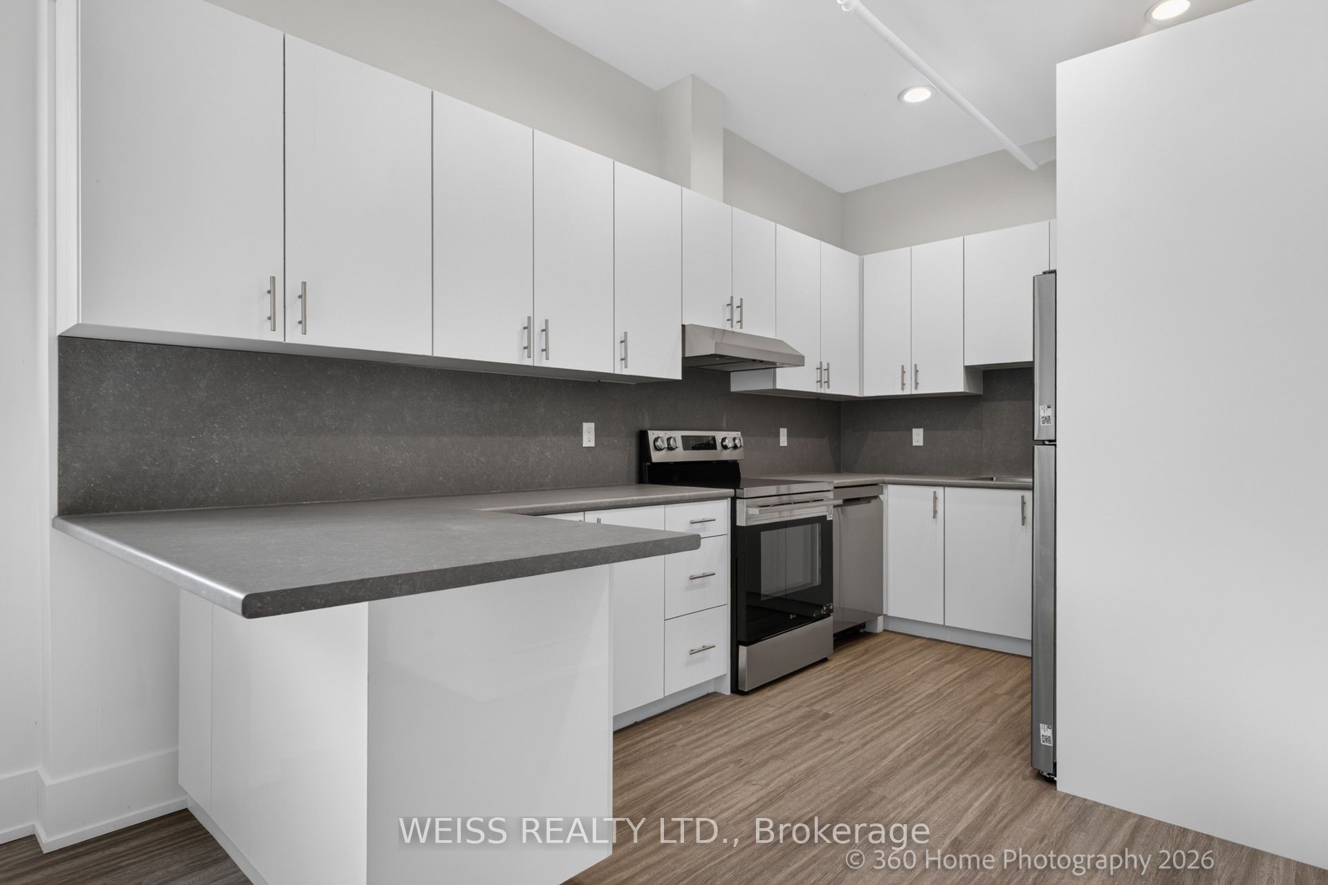 Unit 2 - 897 Lansdowne Avenue, Toronto 5