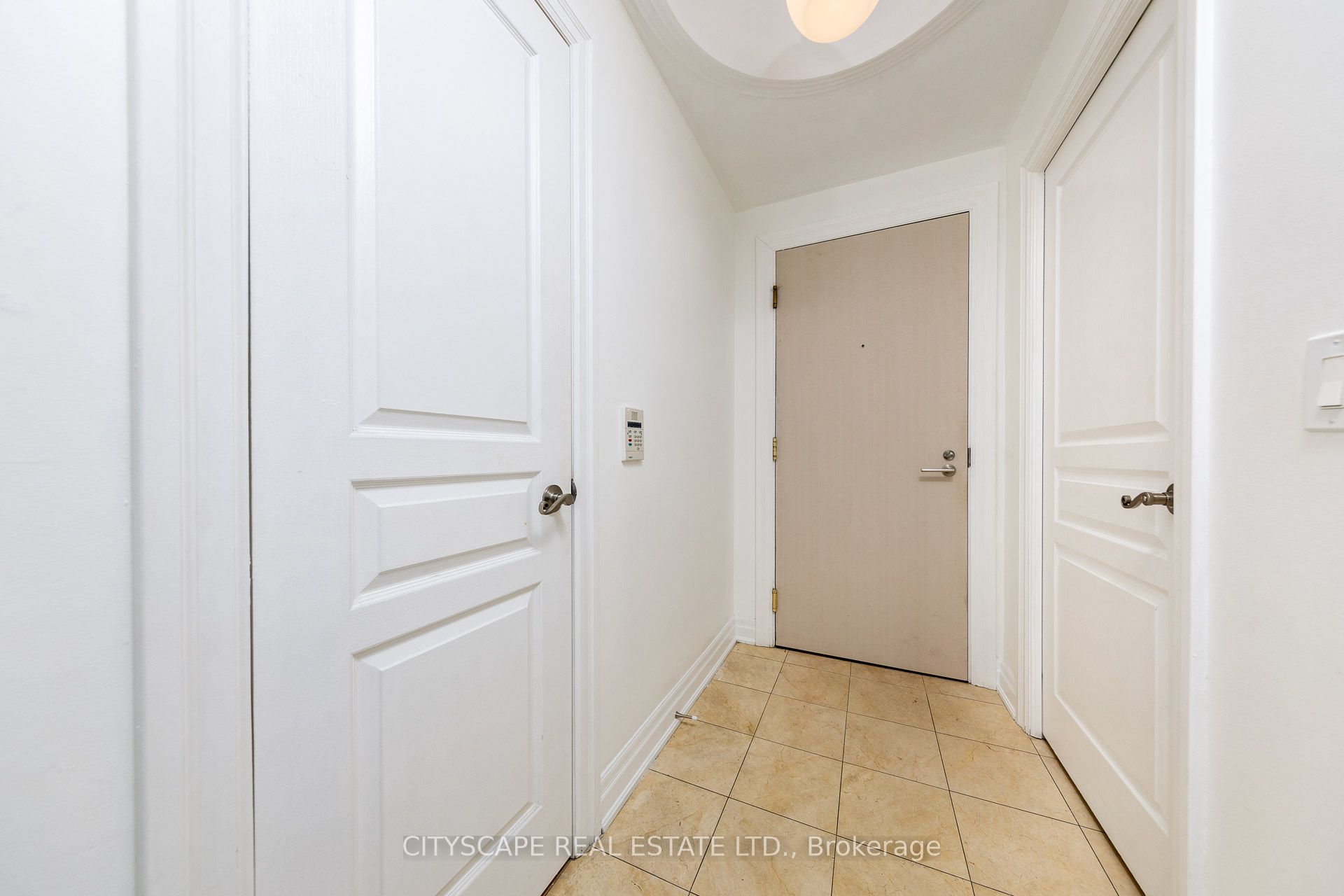 Unit 1607 - 2087 Lake Shore Boulevard W, Etobicoke 4